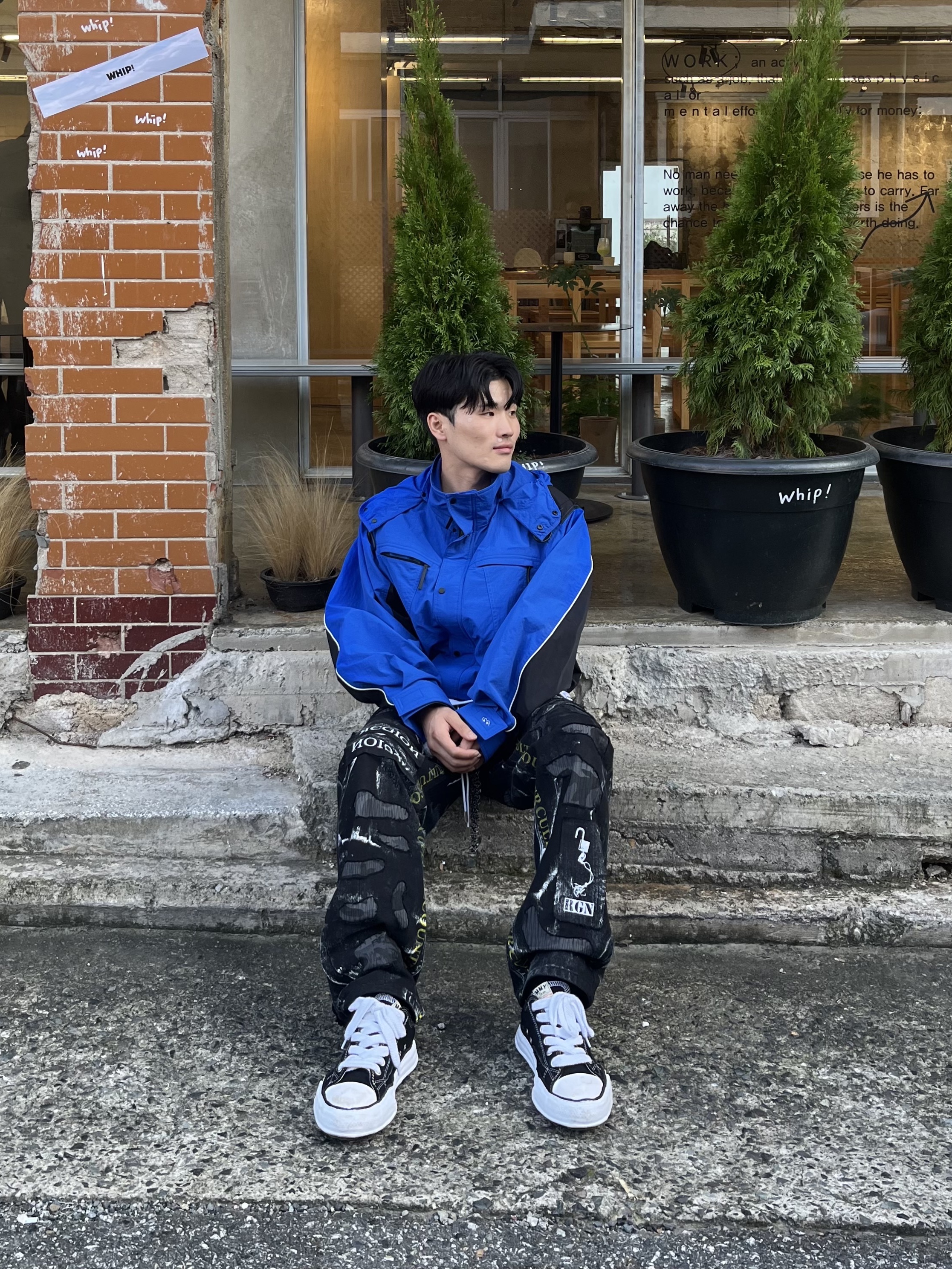 Ader Error Grampur Jumper Z-Blue, Maison Mihara Yasuhiro Peterson OG Sole Canvas Low Sneakers Black 착용 스타일 - 1