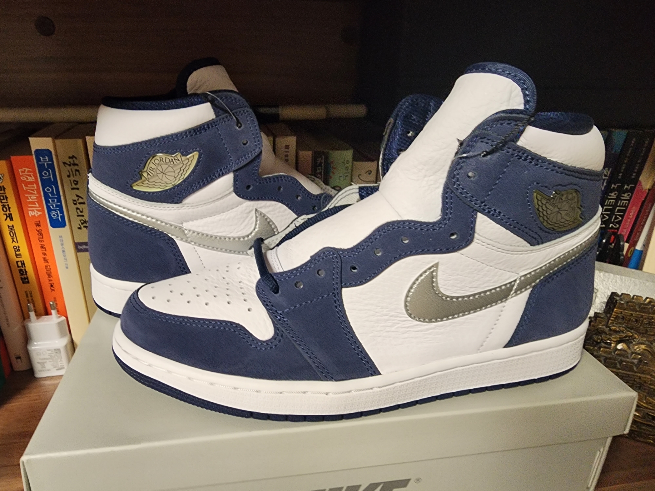 Jordan 1 Retro High OG CO.JP Midnight Navy 착용 스타일