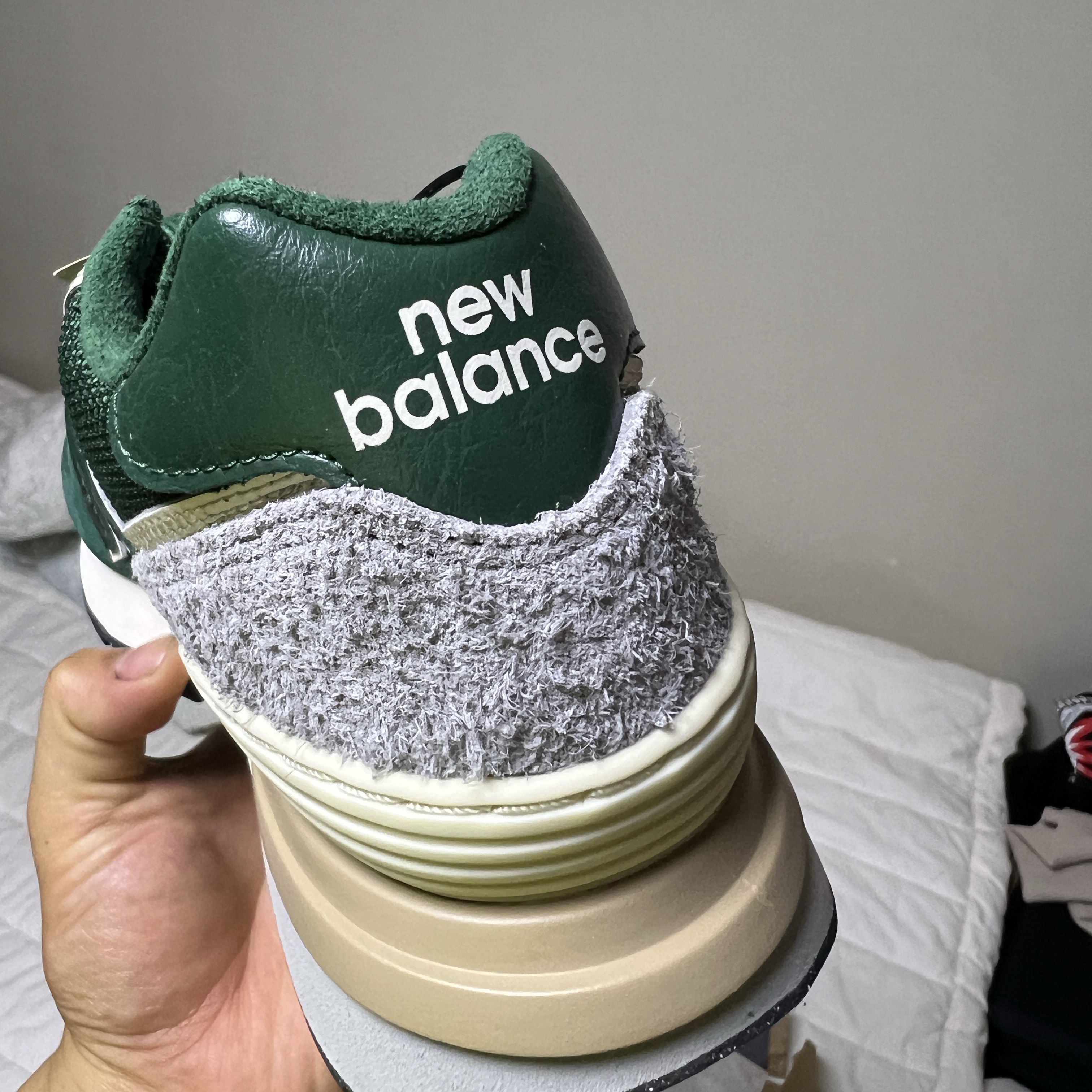 New Balance 574 Legacy Green 착용 스타일 - 2