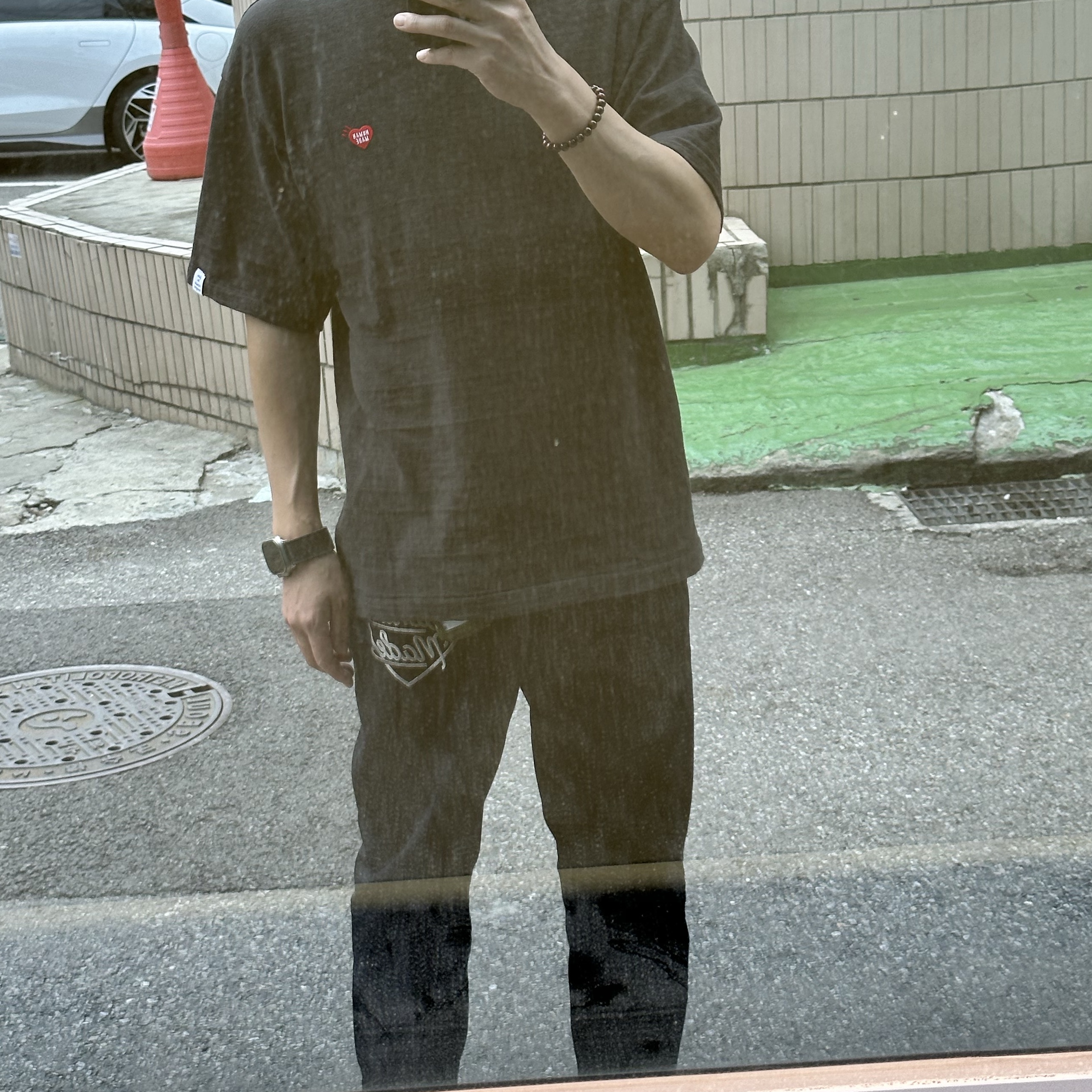 Human Made Chino Pants Navy 착용 스타일 - 2