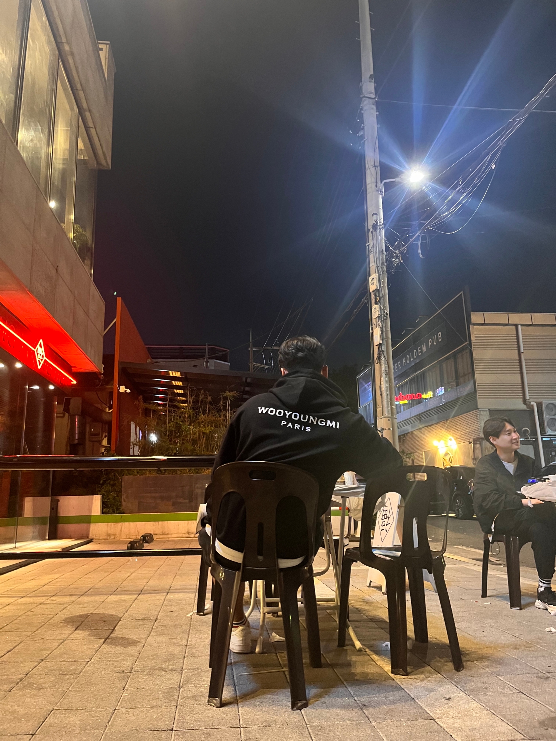 Wooyoungmi Cotton Back Logo Hooded Sweatshirt Black - 23SS 착용 스타일