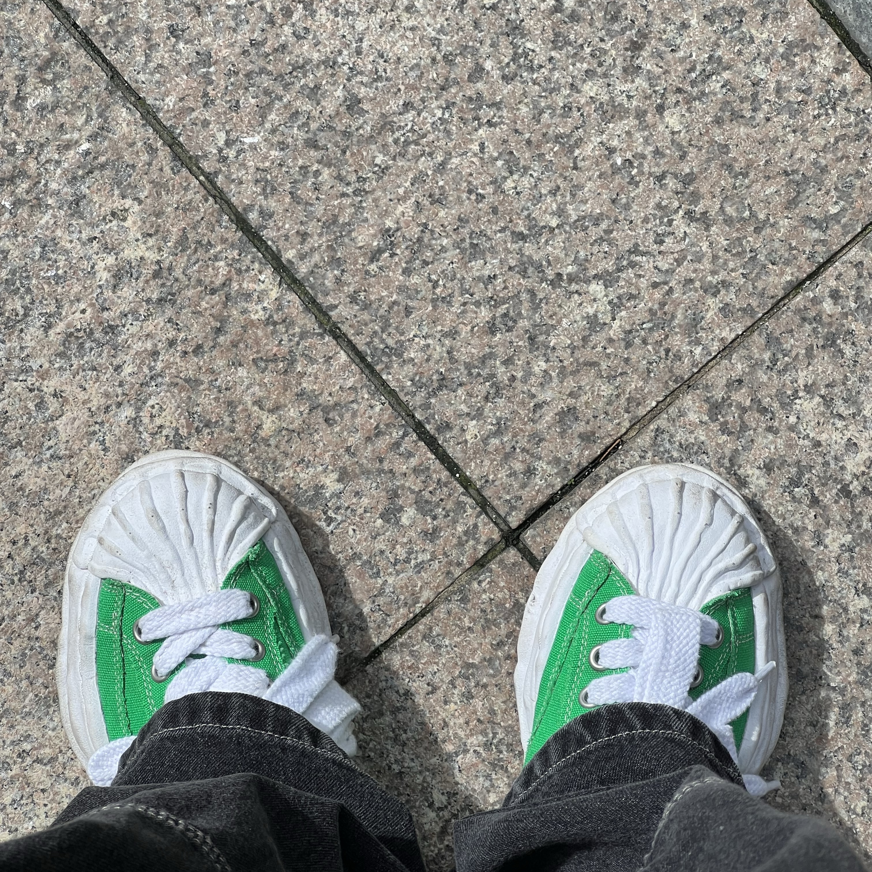Maison Mihara Yasuhiro Blakey OG Sole Canvas Low-top Sneakers Green 착용 스타일