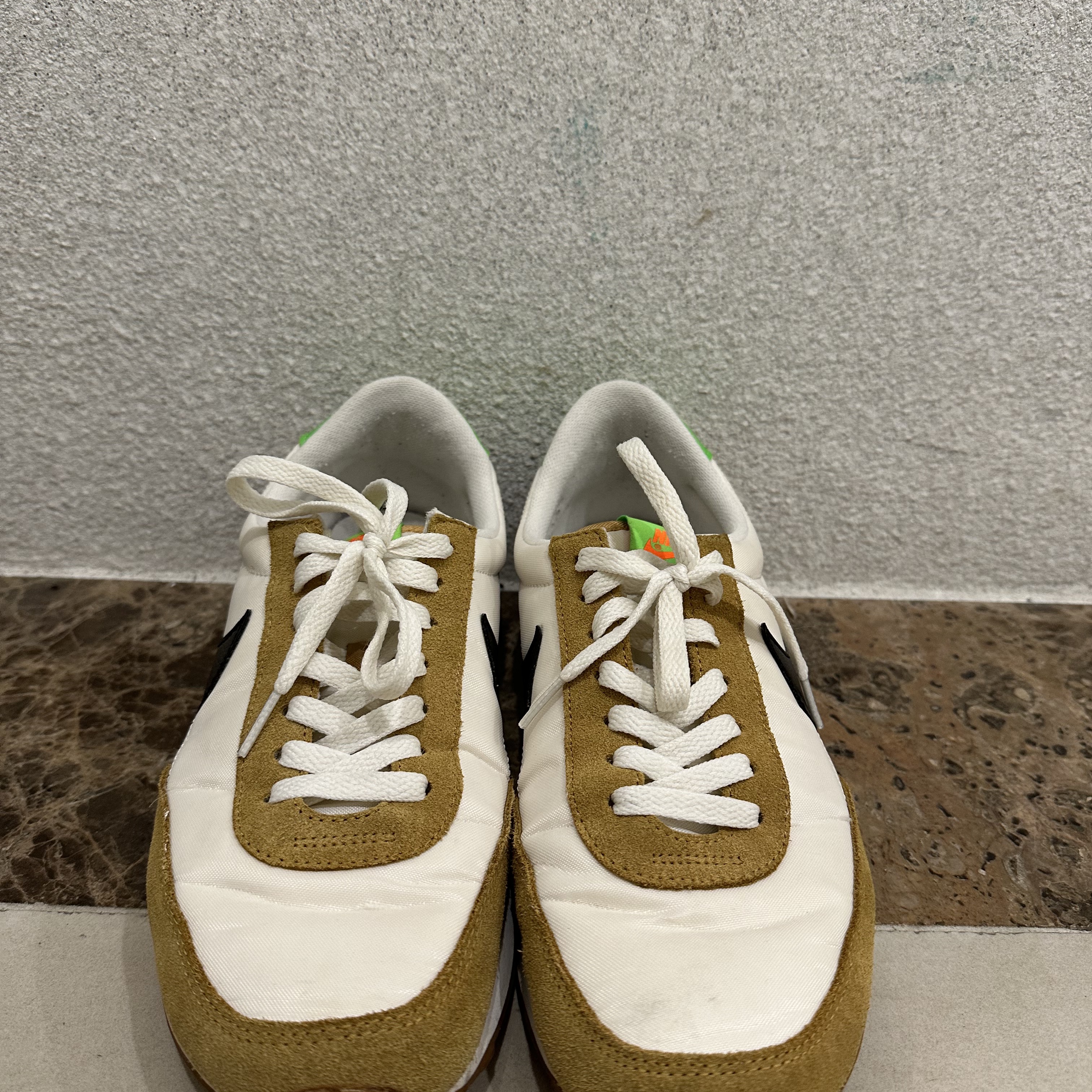 (W) Nike Daybreak Wheat 착용 스타일 - 1