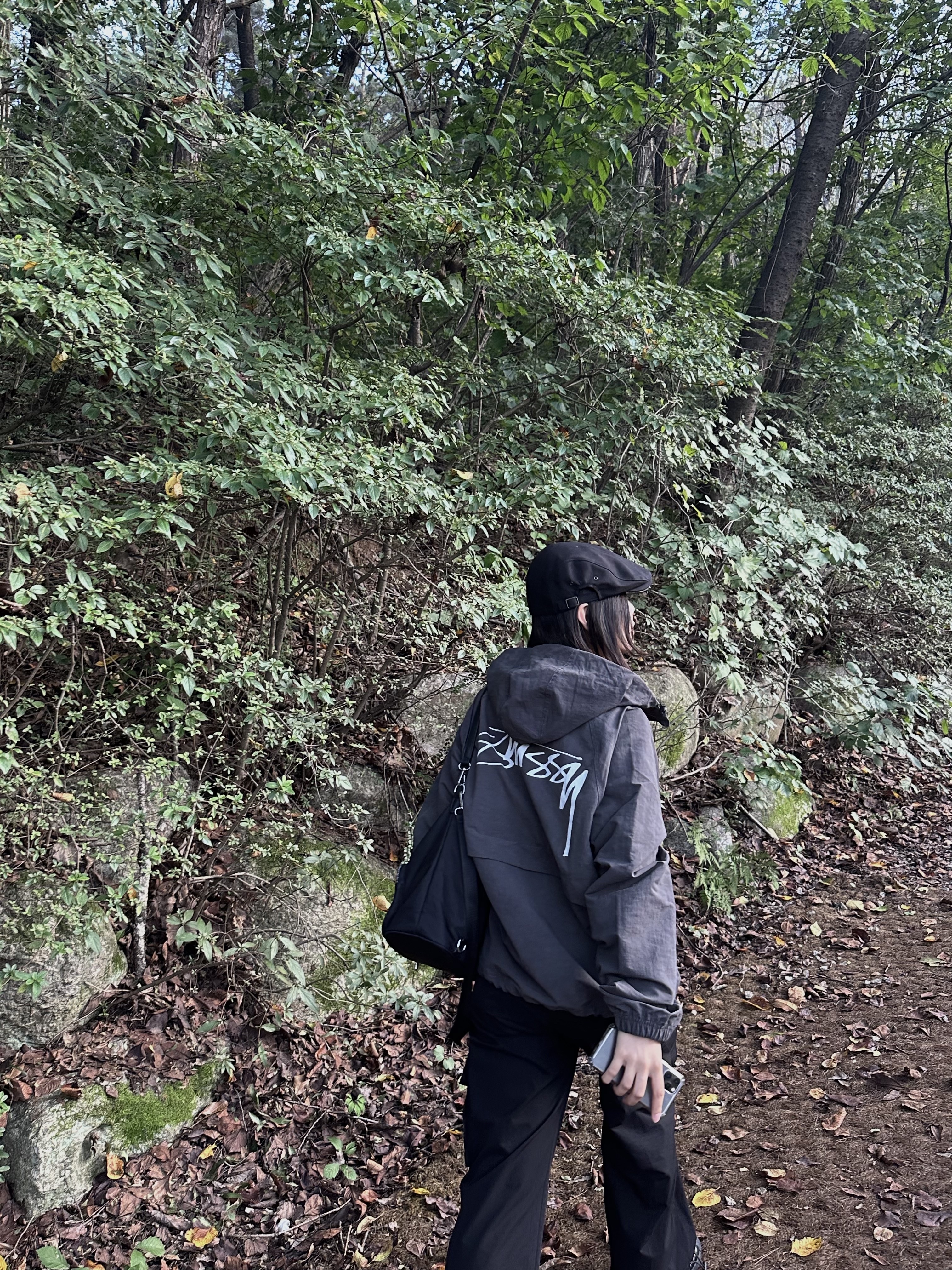 Stussy Wave Dye Beach Shell Jacket Black, (J) Adidas Superstar Black White 착용 스타일 - 2