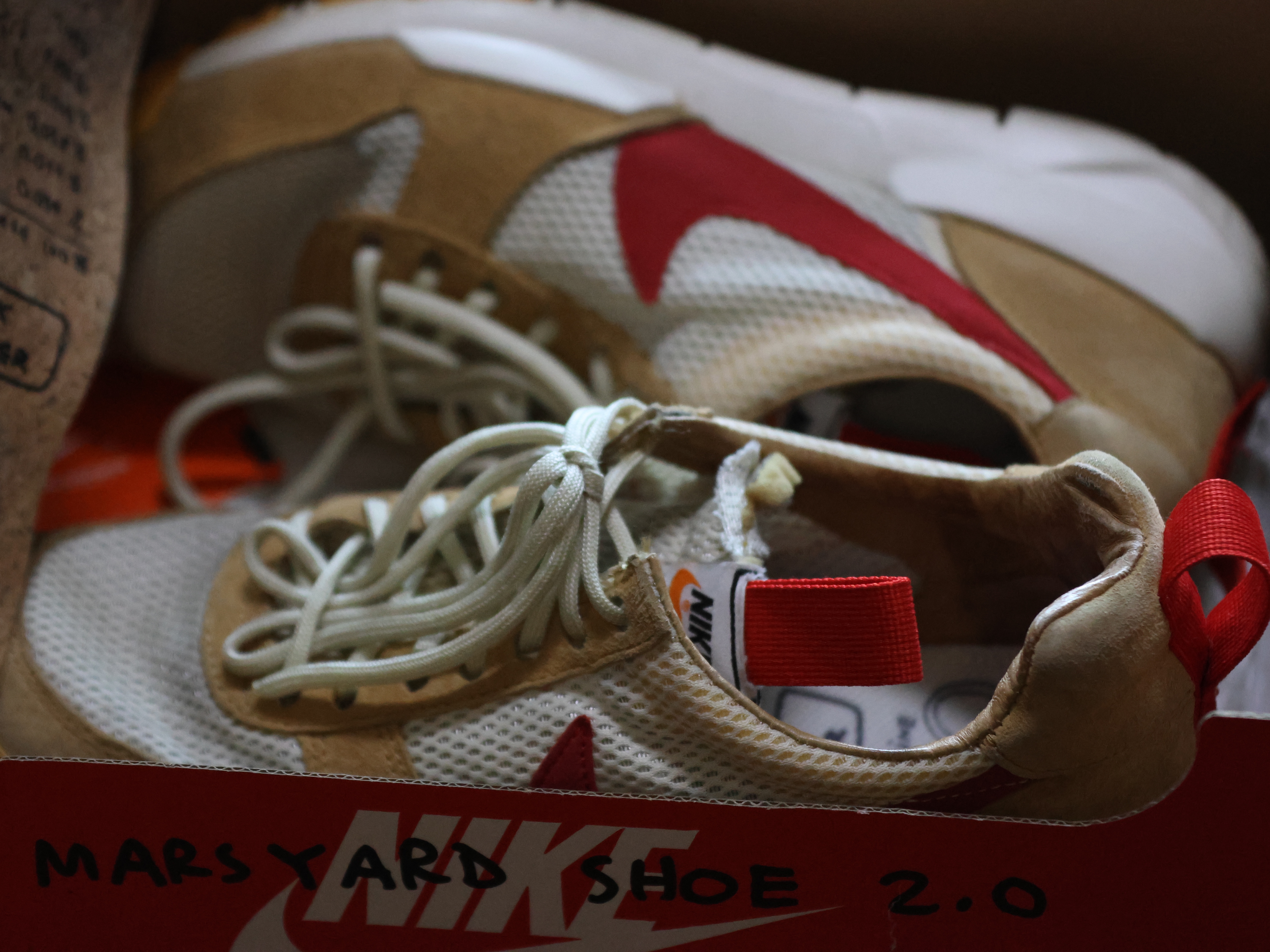 Nike x Tom Sachs Mars Yard Shoe 2.0 Space Camp 착용 스타일 - 1