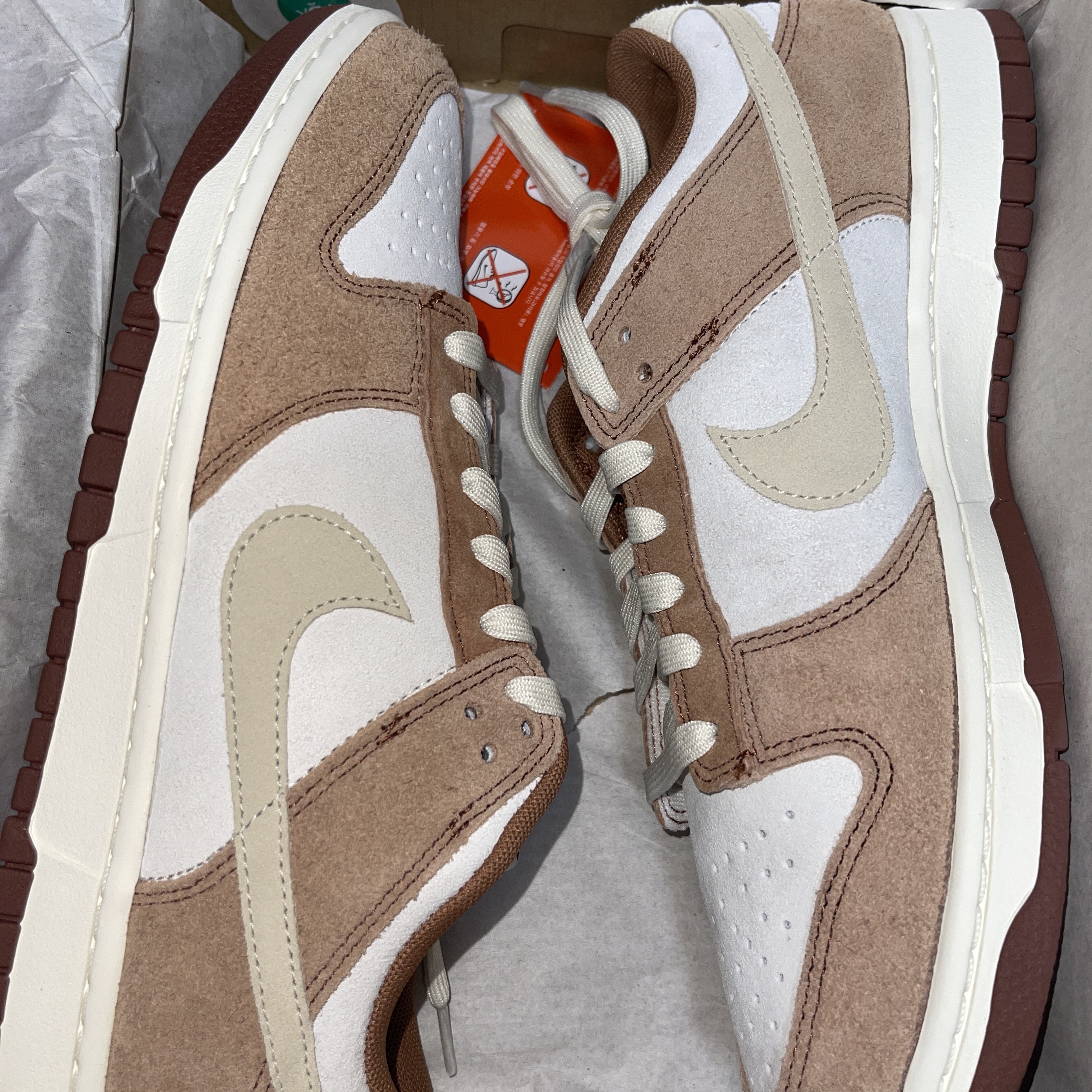 Nike Dunk Low Pro Premium Medium Curry 착용 스타일