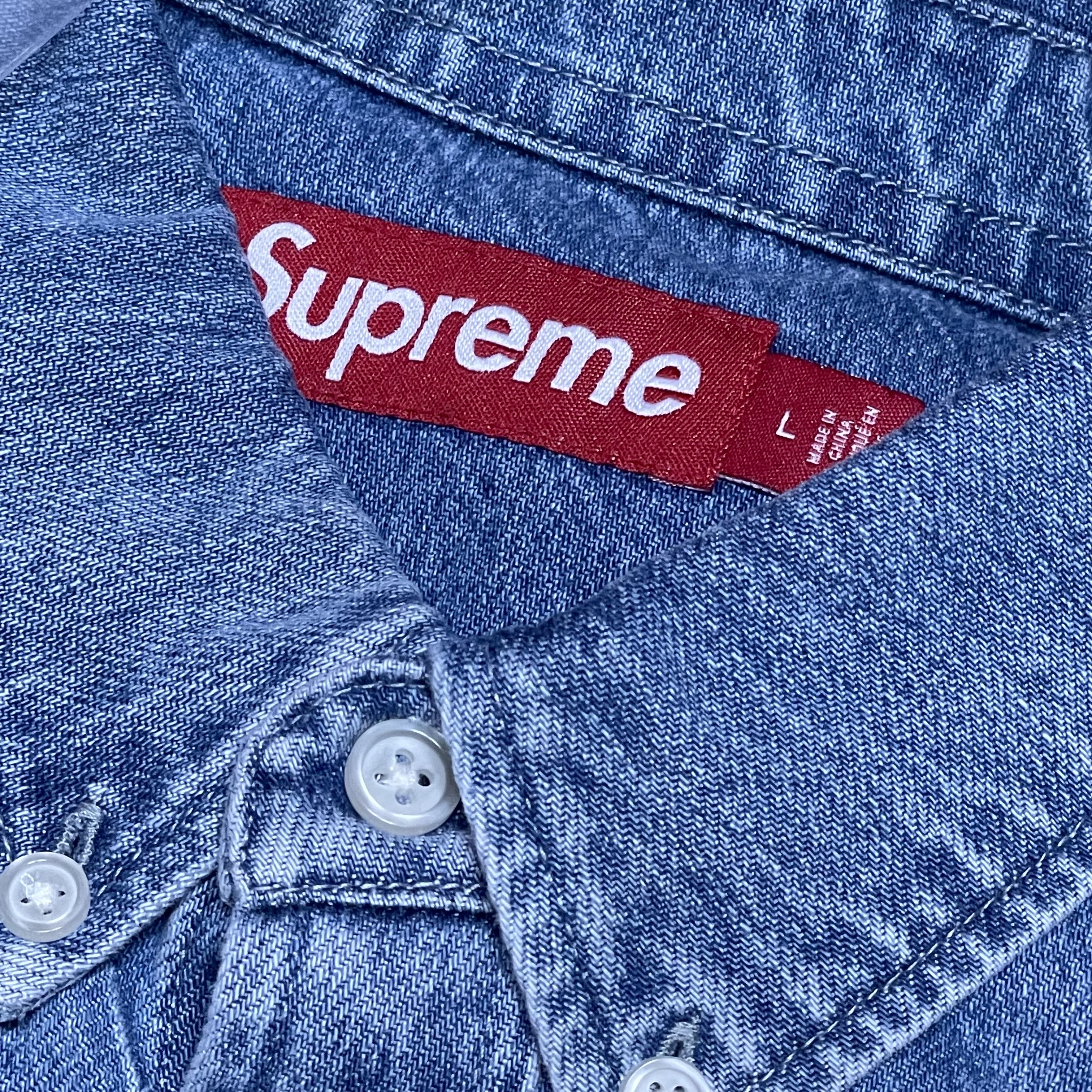 Supreme Small Box Shirt Denim - 23FW 착용 스타일 - 1
