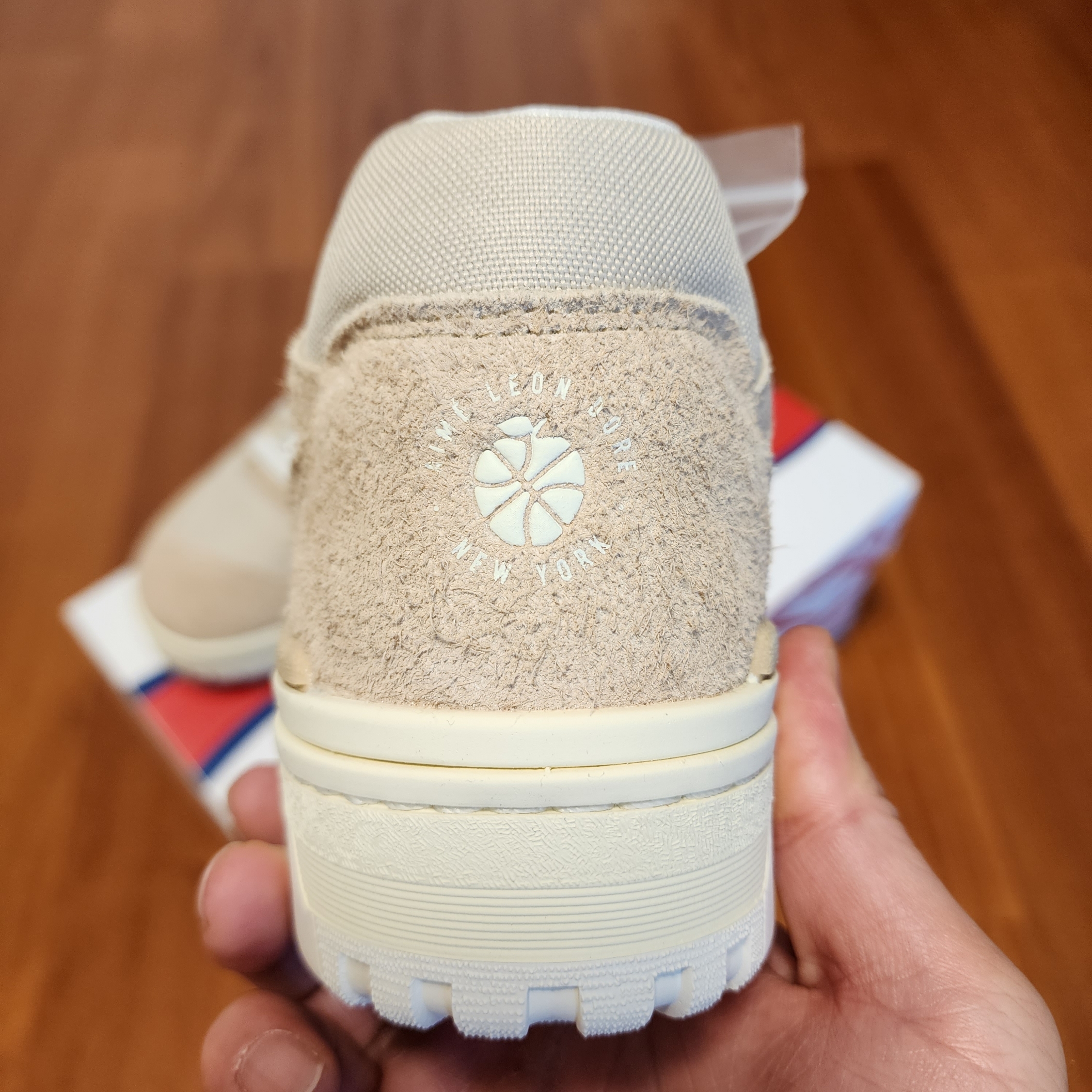 New Balance x Aime Leon Dore 550 Warm Sand 착용 스타일 - 5