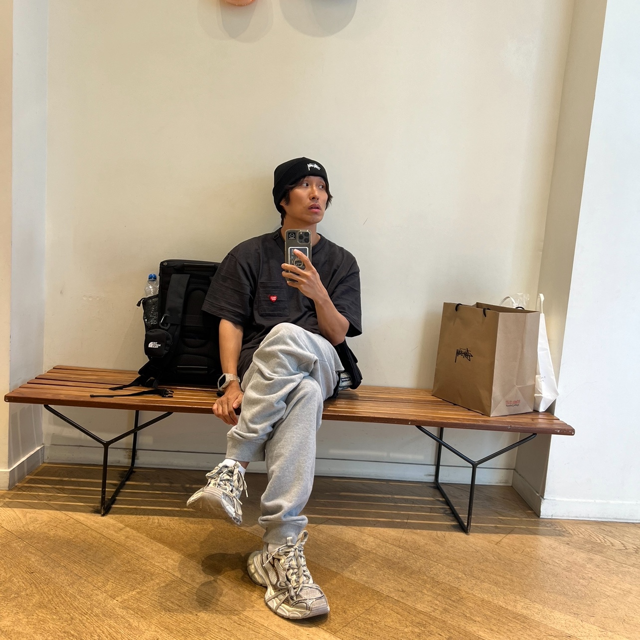 Human Made Pocket T-Shirt #2 Black, Balenciaga 3XL Sneakers Worn Out Light Beige 착용 스타일 - 2
