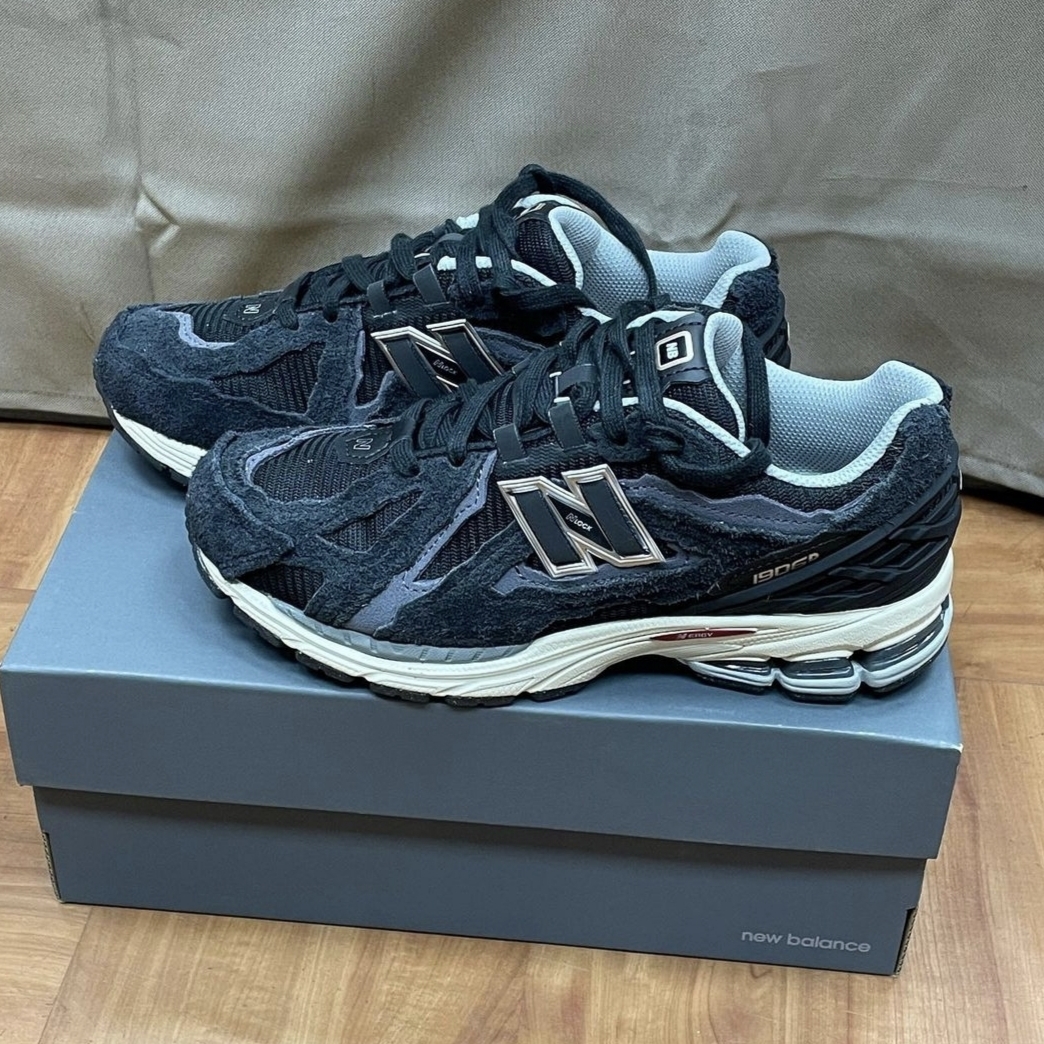 New Balance 1906D Protection Pack Black 착용 스타일