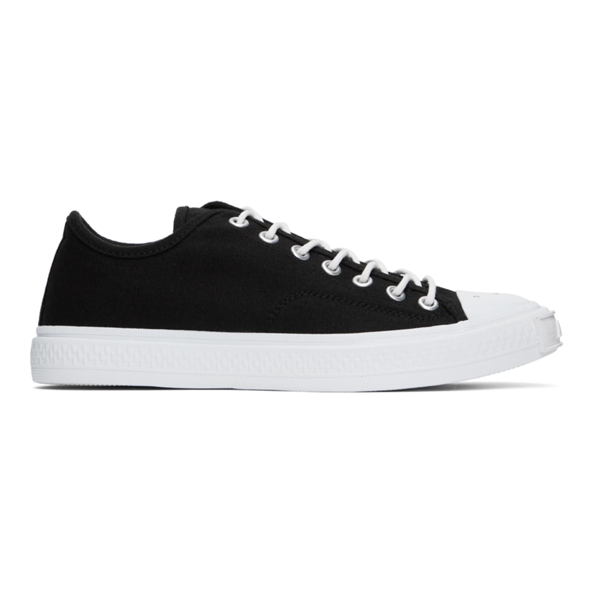 Acne Studios Canvas Sneakers Black Off White 착용 스타일