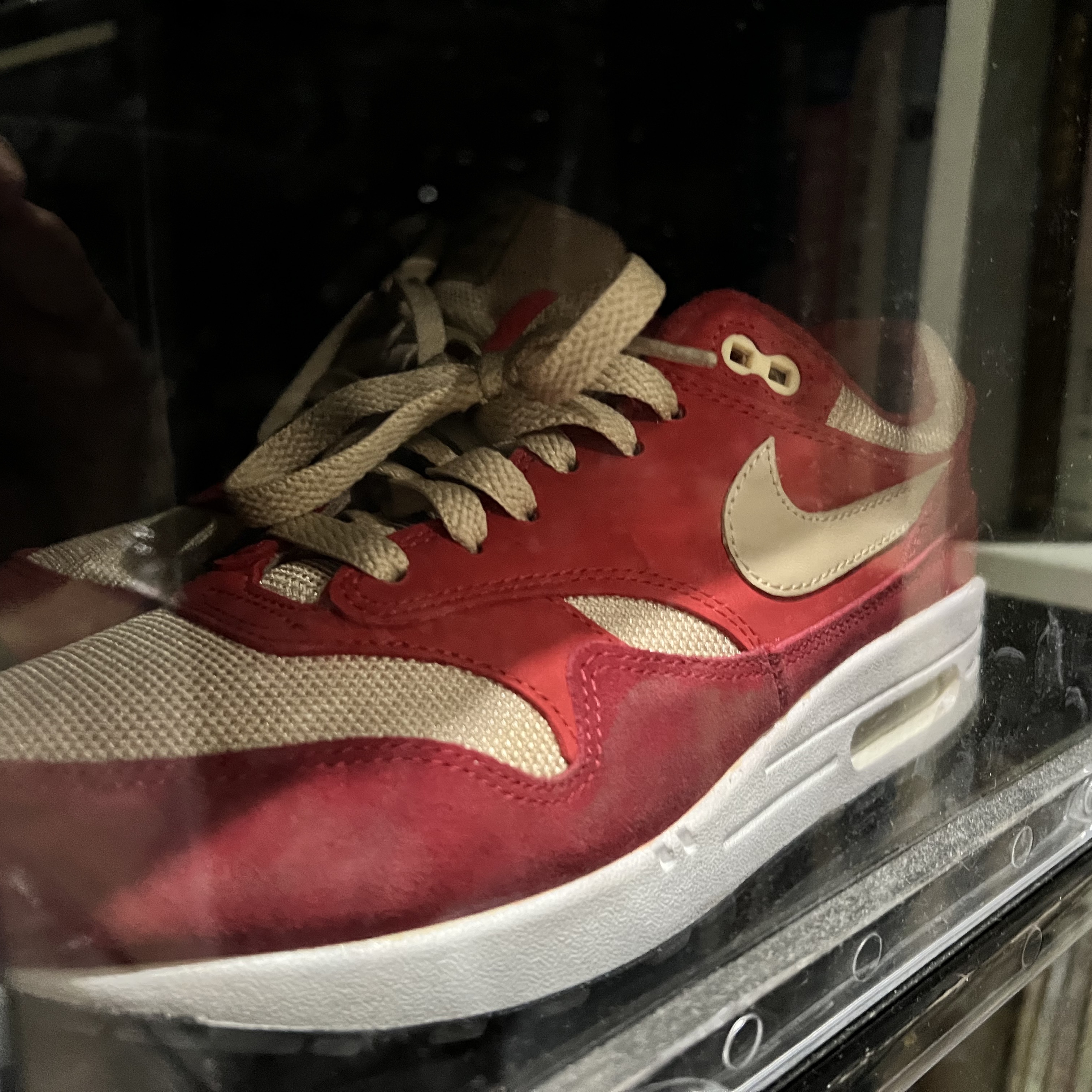 Nike Air Max 1 Curry Pack (Red) 착용 스타일