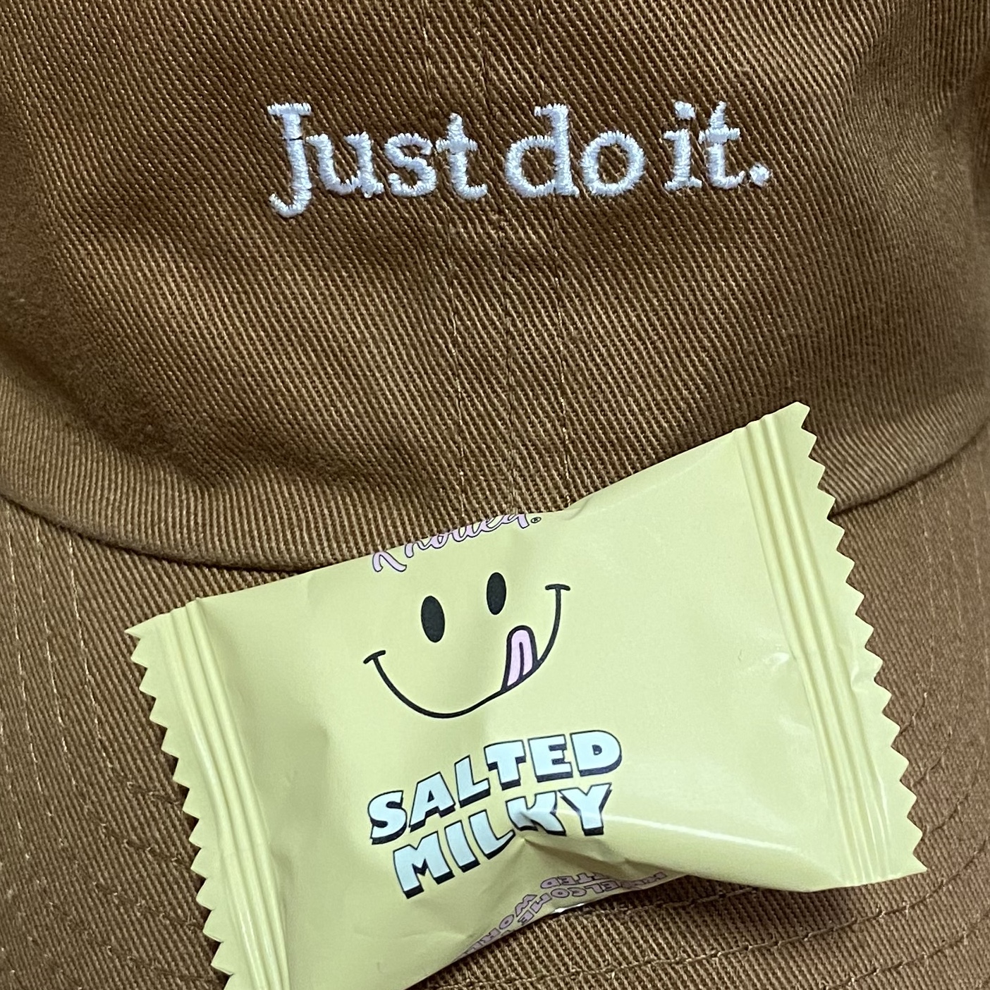 Nike Heritage 86 Just Do It Cap Ale Brown 착용 스타일