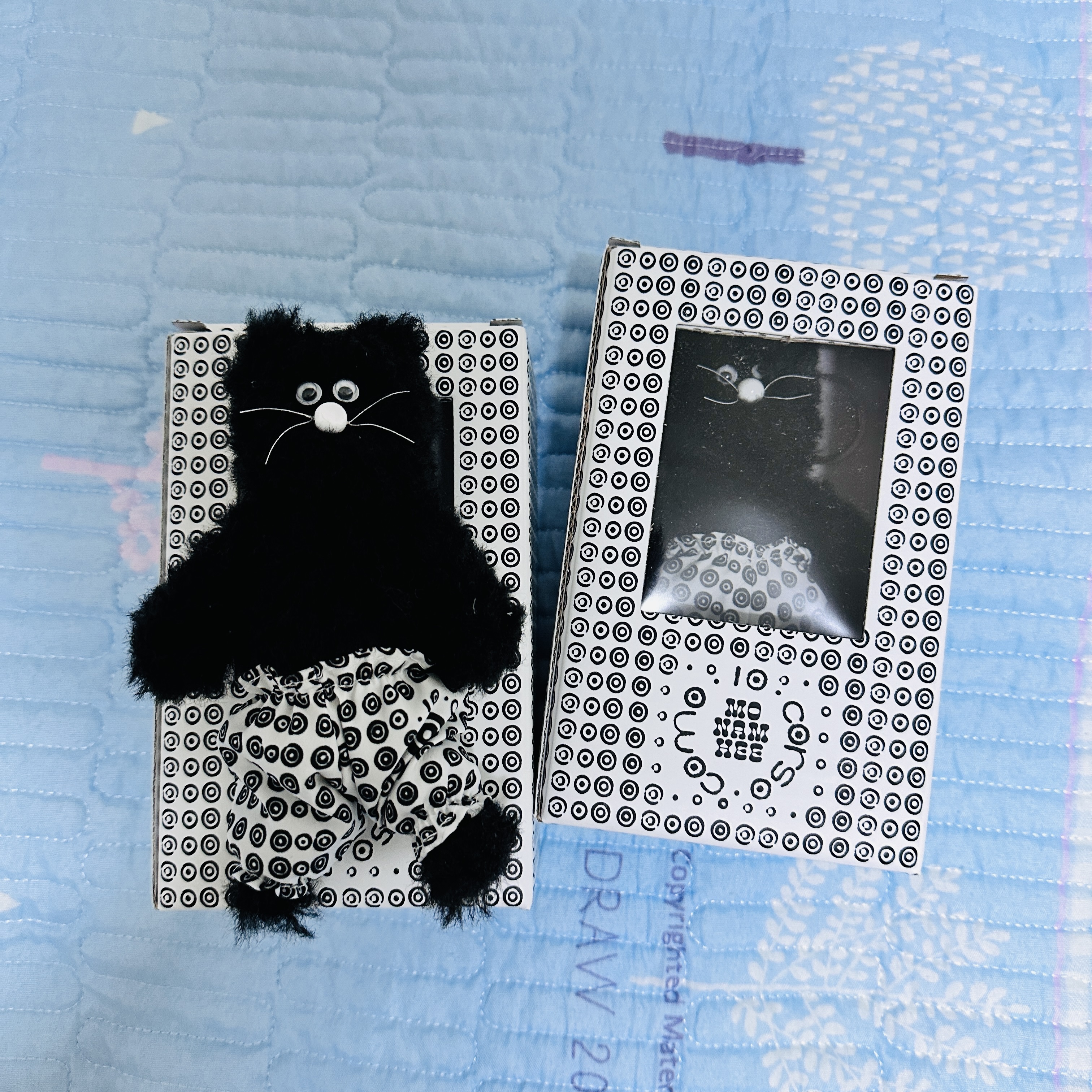 Monamhee x 10 Corso Como Bianco Keyring Black 착용 스타일 - 2