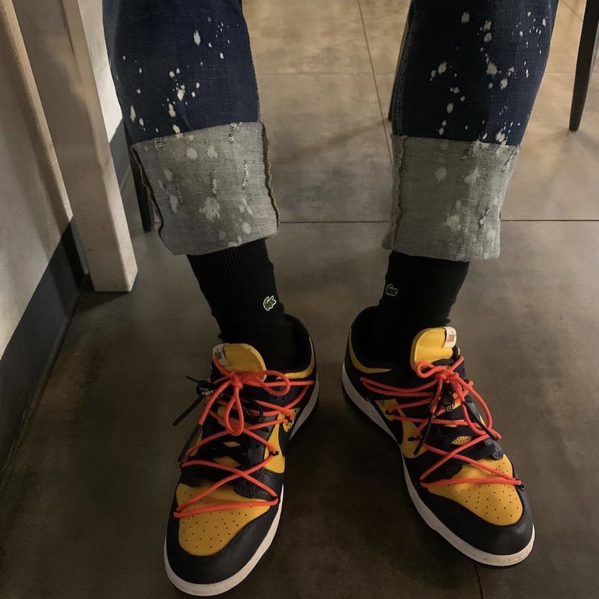 Nike x Off-White Dunk Low University Gold Midnight Navy 착용 스타일