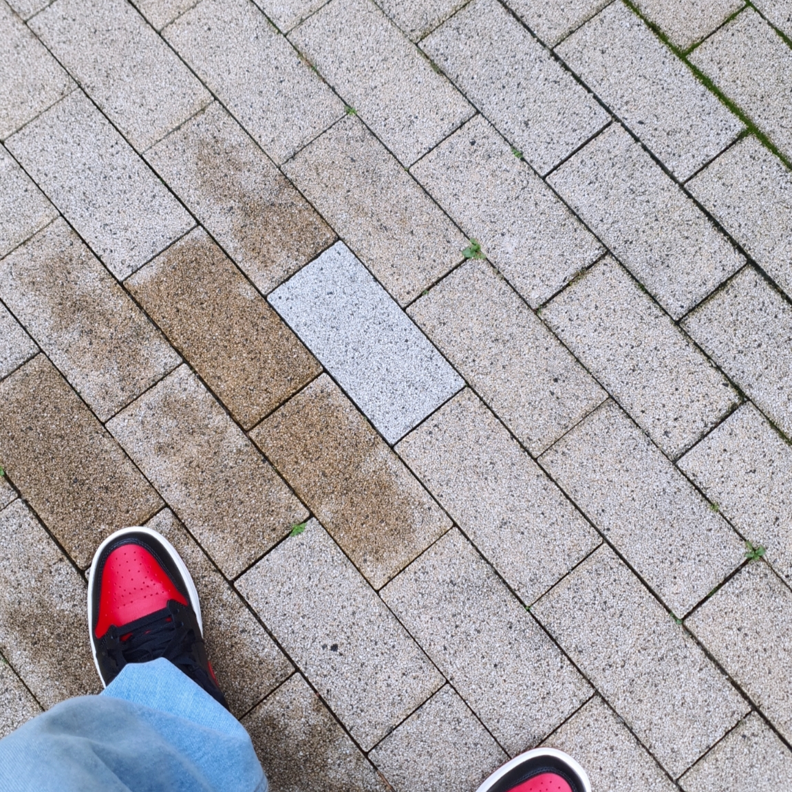 (W) Jordan 1 Low Black Gym Red 착용 스타일