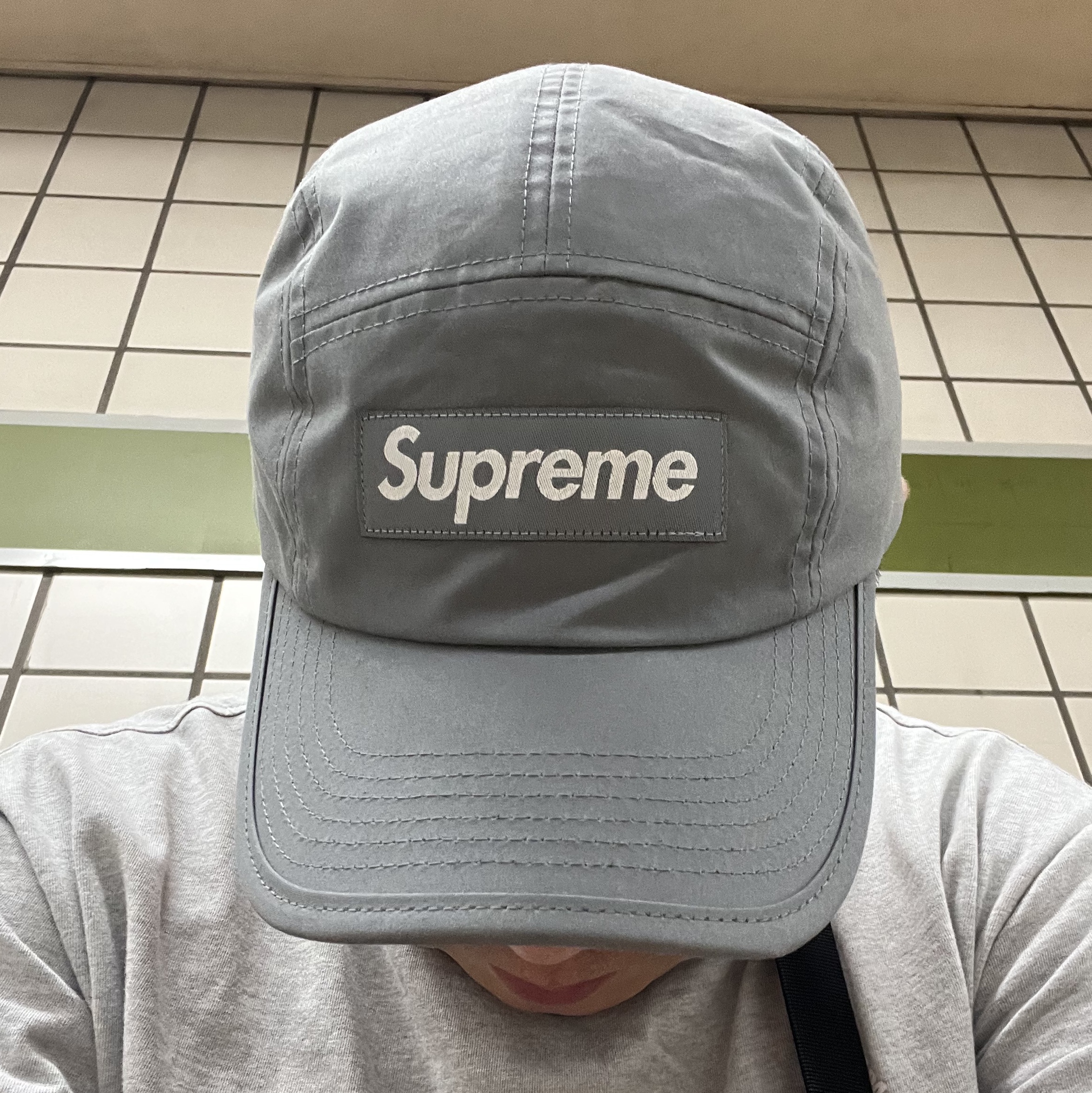 Supreme Ventile Camp Cap Grey - 22FW 착용 스타일