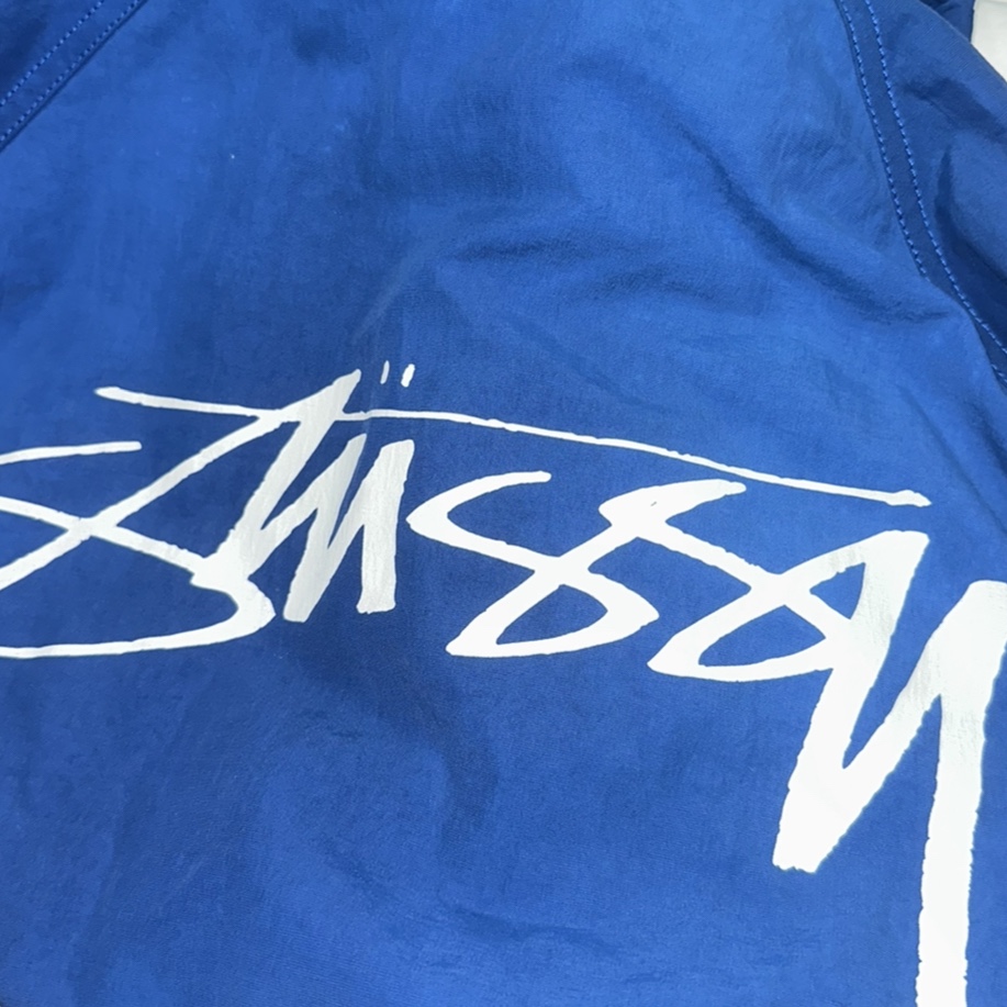 Stussy Wave Dye Beach Shell Jacket Cobalt 착용 스타일