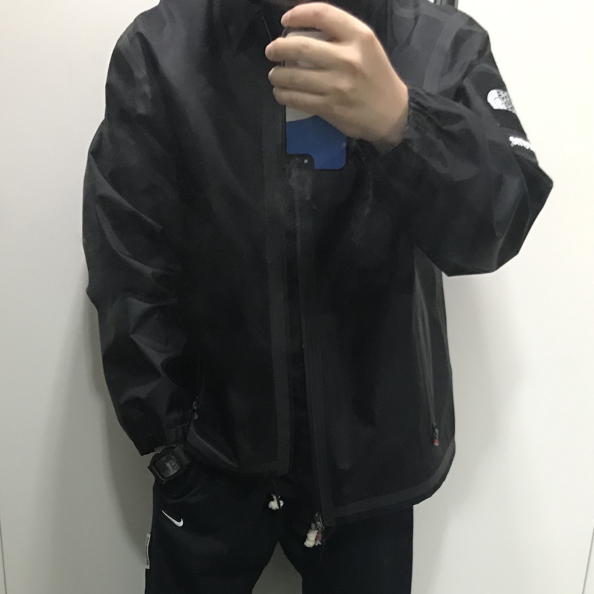 Supreme x The North Face Summit Series Outer Tape Seam Coaches Jacket Black - 21SS 착용 스타일