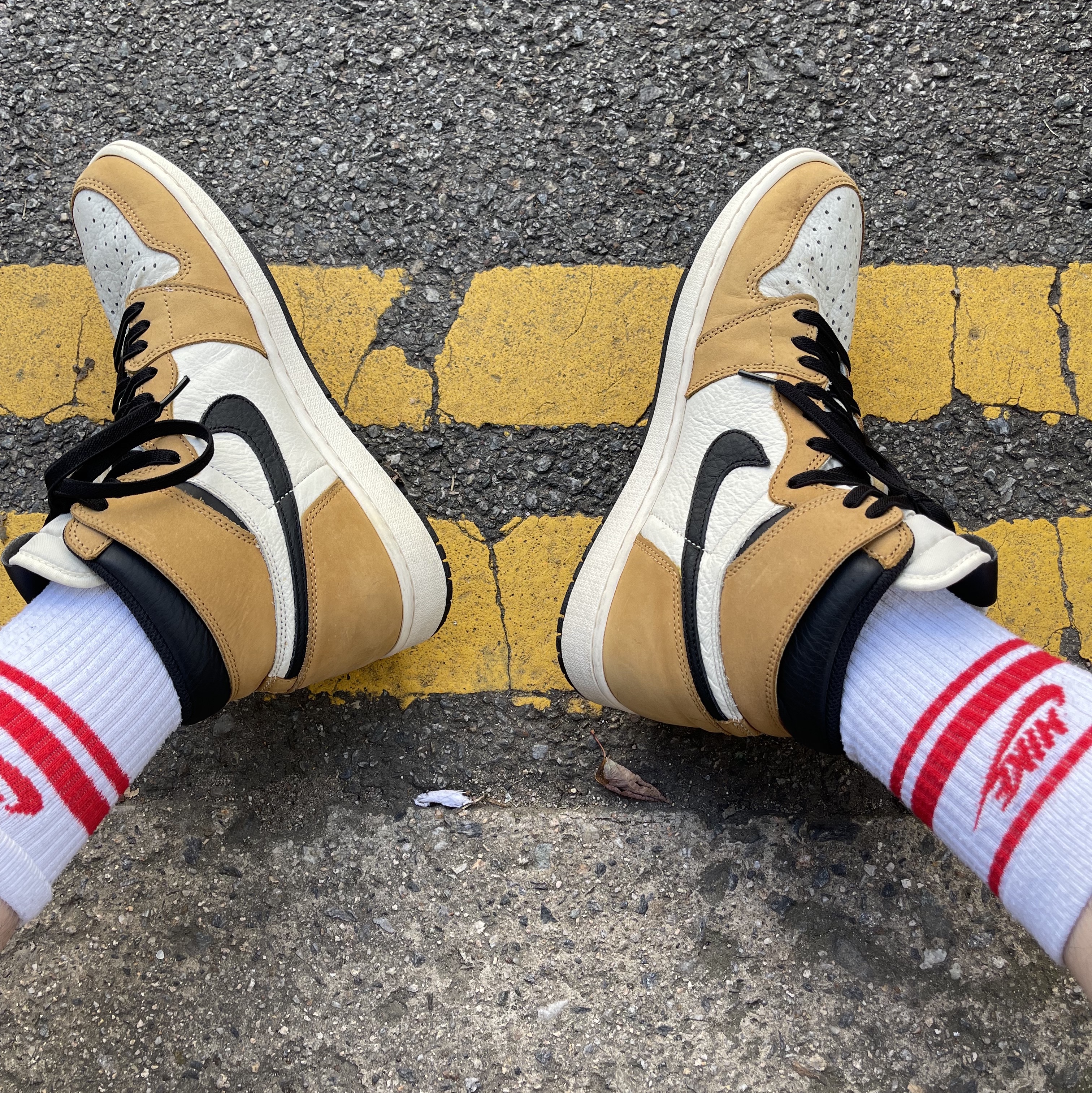 Jordan 1 Retro High Rookie of the Year 착용 스타일 - 2