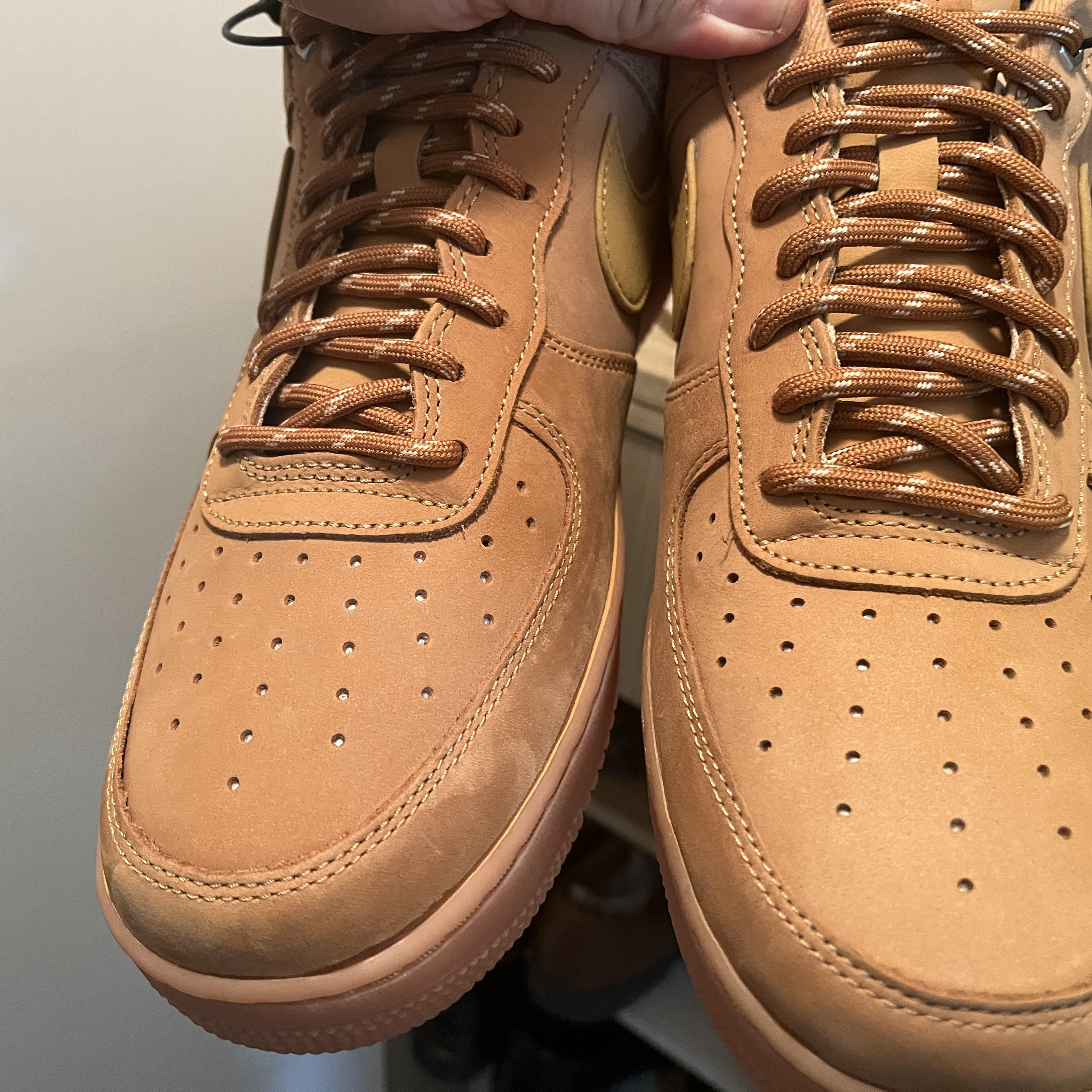 Nike Air Force 1 '07 WB Flax 착용 스타일 - 2