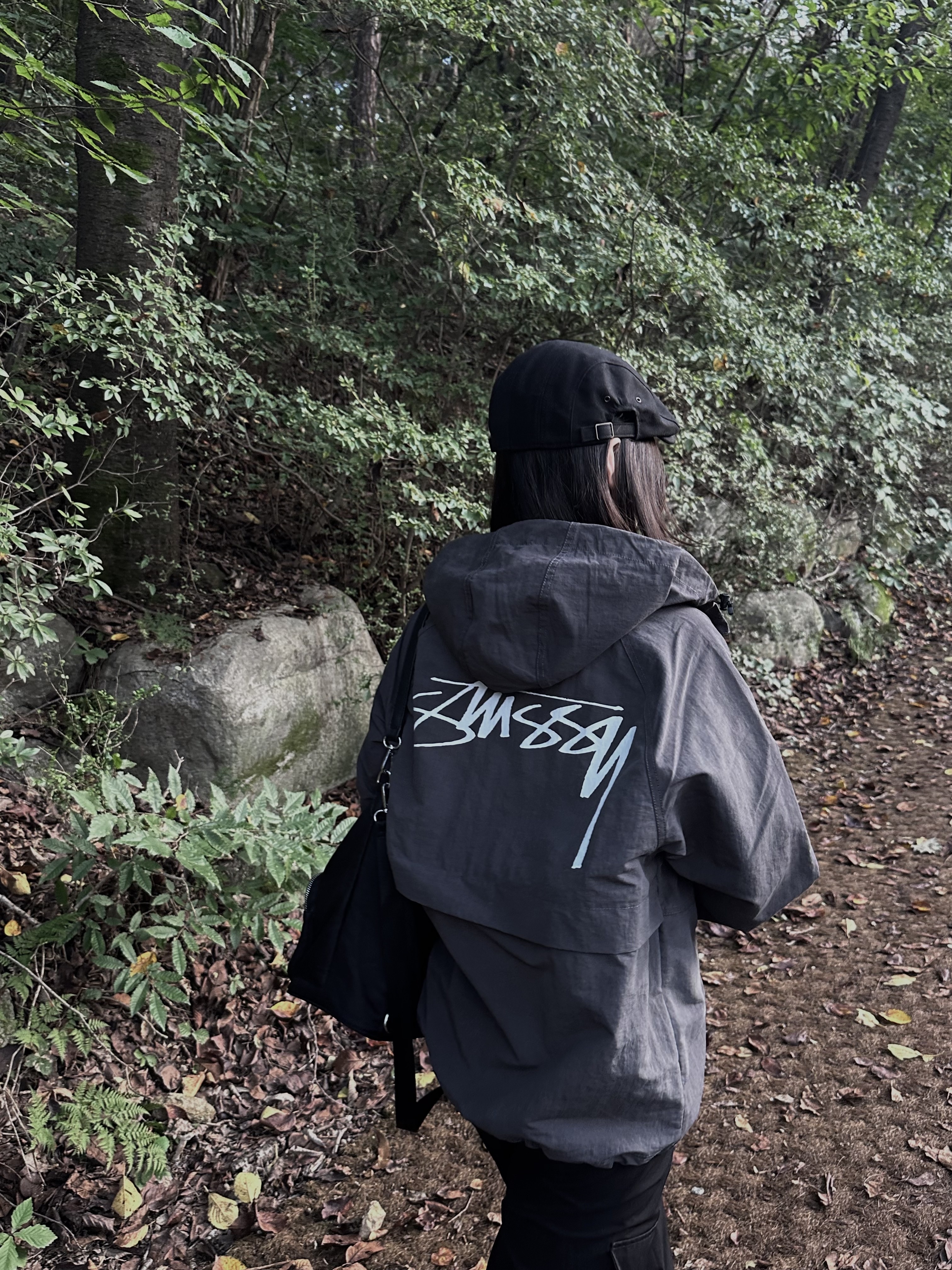 Stussy Wave Dye Beach Shell Jacket Black, (J) Adidas Superstar Black White 착용 스타일 - 1
