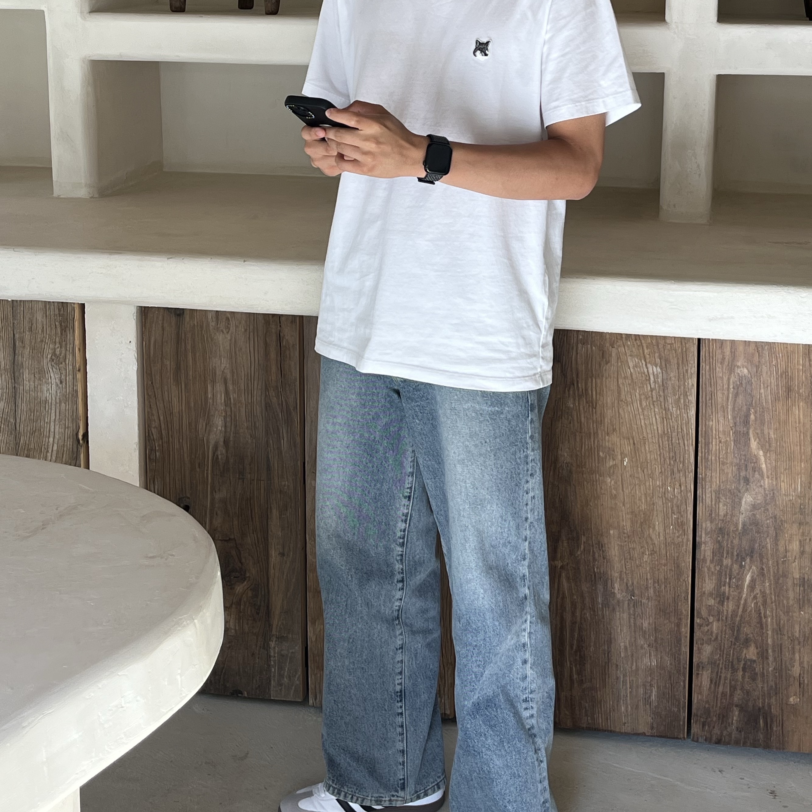 Maison Kitsune Grey Fox Head Patch Classic T-Shirt White, Adidas Samba Vegan White Black 착용 스타일