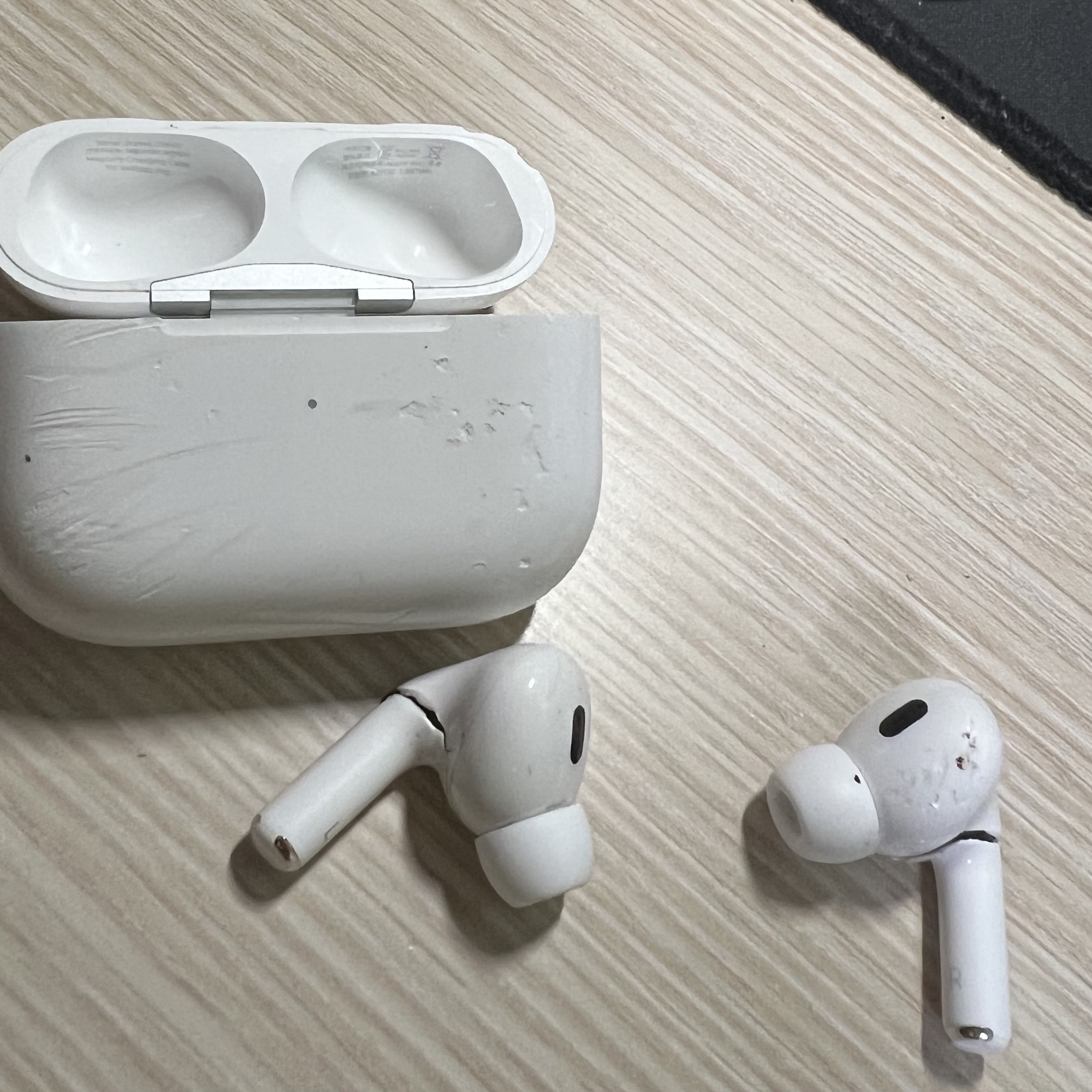 Apple AirPods Pro 2nd Gen (Korean Ver.) 착용 스타일
