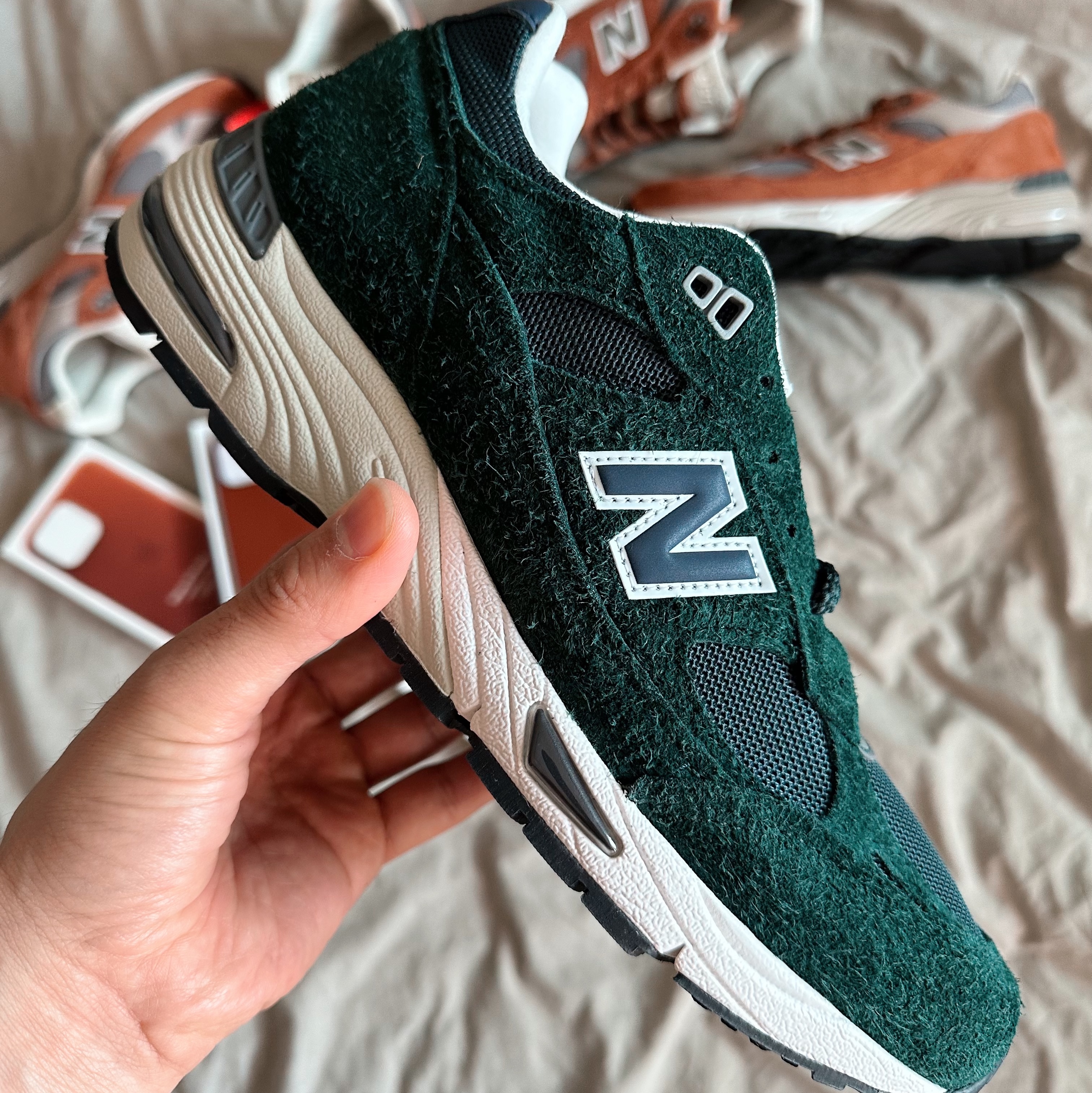 New Balance 991 Made in UK Sequoia Falcon, New Balance 991 Made in UK Ponderosa Pine 착용 스타일 - 3