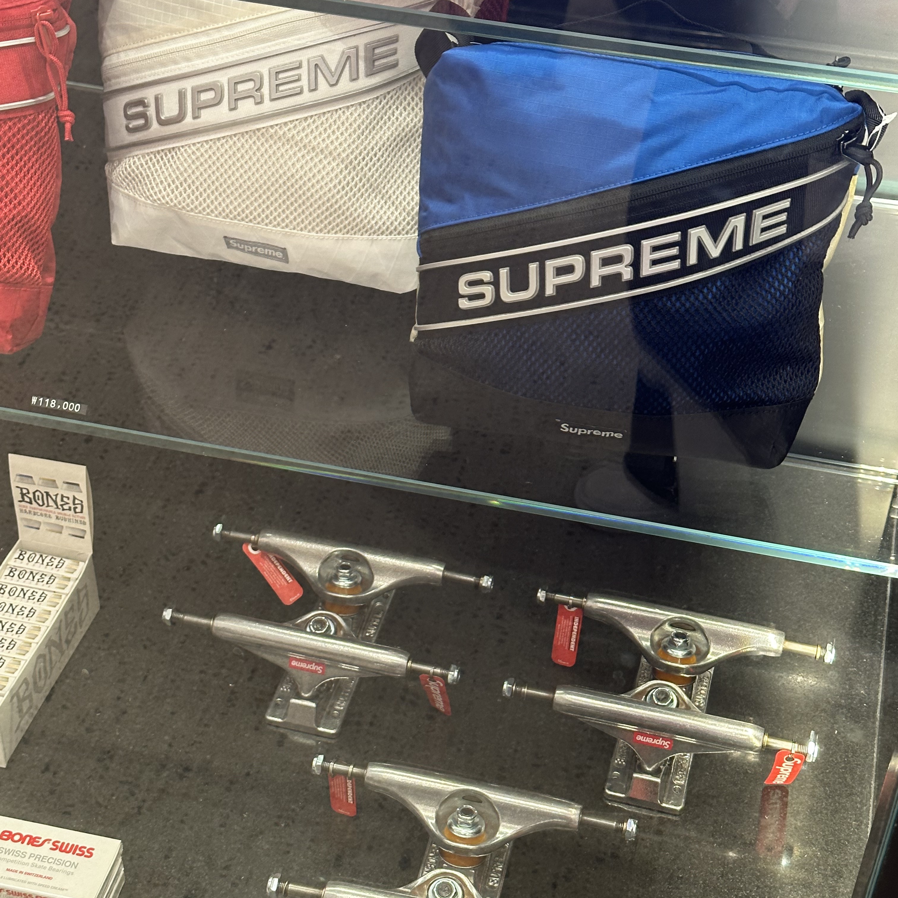 Supreme Shoulder Bag Blue - 23FW, Supreme S Logo Zip Up Hooded Sweatshirt Navy - 23FW 착용 스타일 - 4