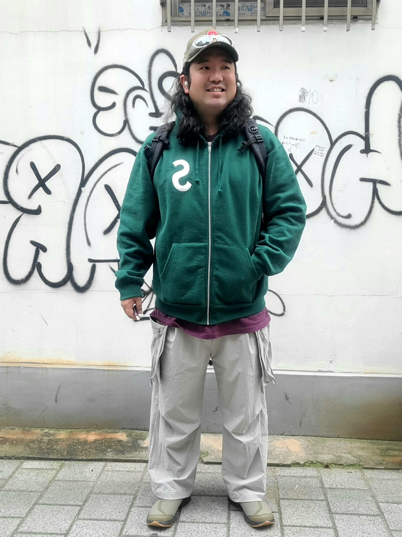 Supreme S Logo Zip Up Hooded Sweatshirt Dark Green - 23FW, Salomon x PNS RX Snug Light Olive 착용 스타일 - 1