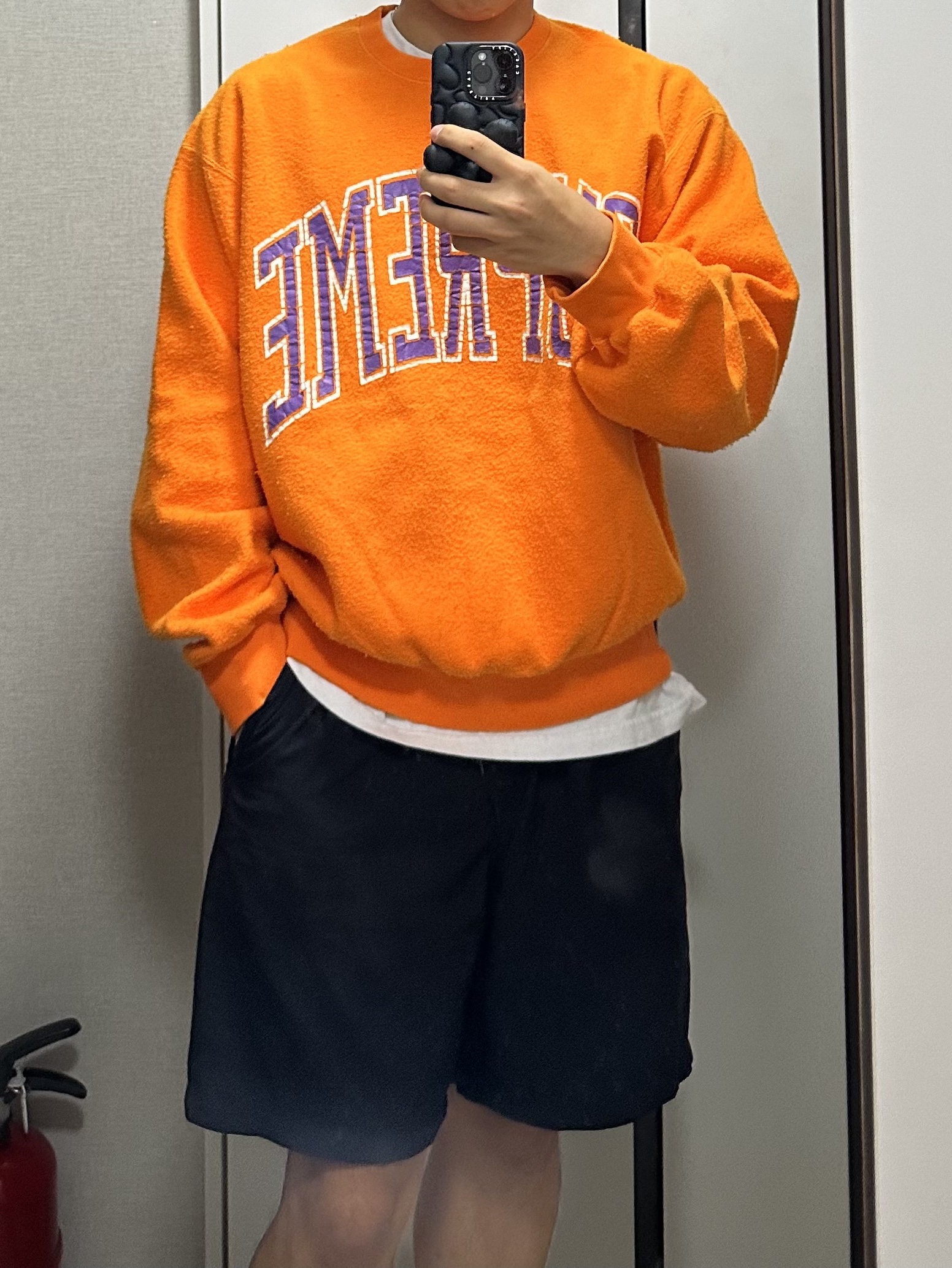 Supreme Inside Out Crewneck Orange - 23FW 착용 스타일