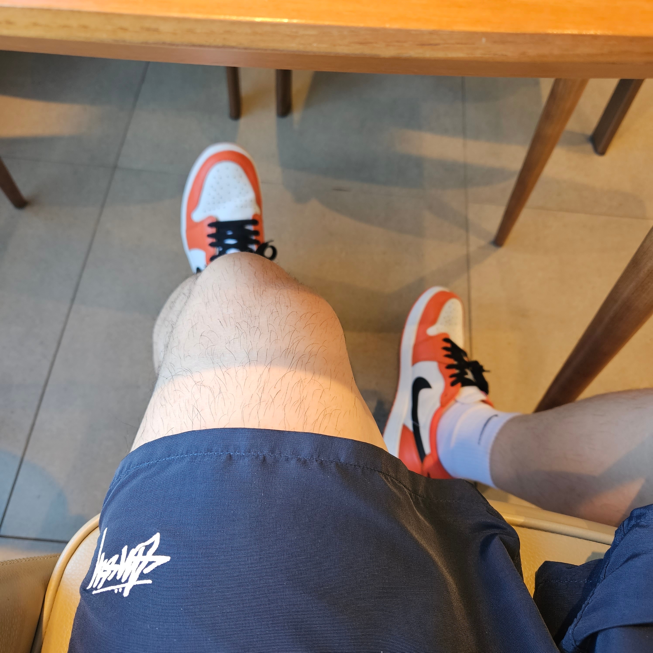 Stussy Stock Water Shorts Navy, Jordan 1 Low OG Starfish 착용 스타일