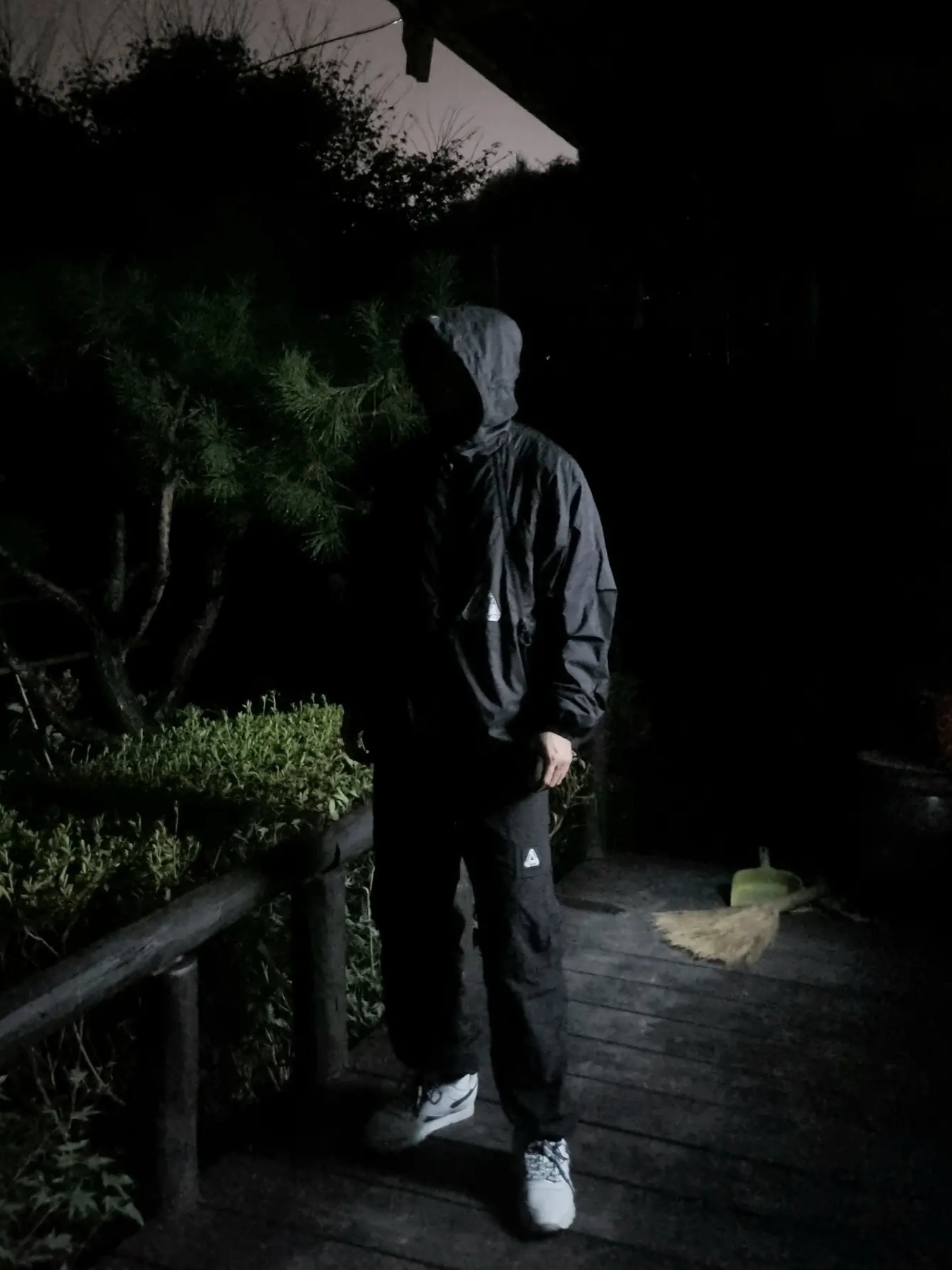 Palace Zip-It Shell Jacket Black - 21FW, Palace Shell Cargo Pants Black - 21FW 착용 스타일