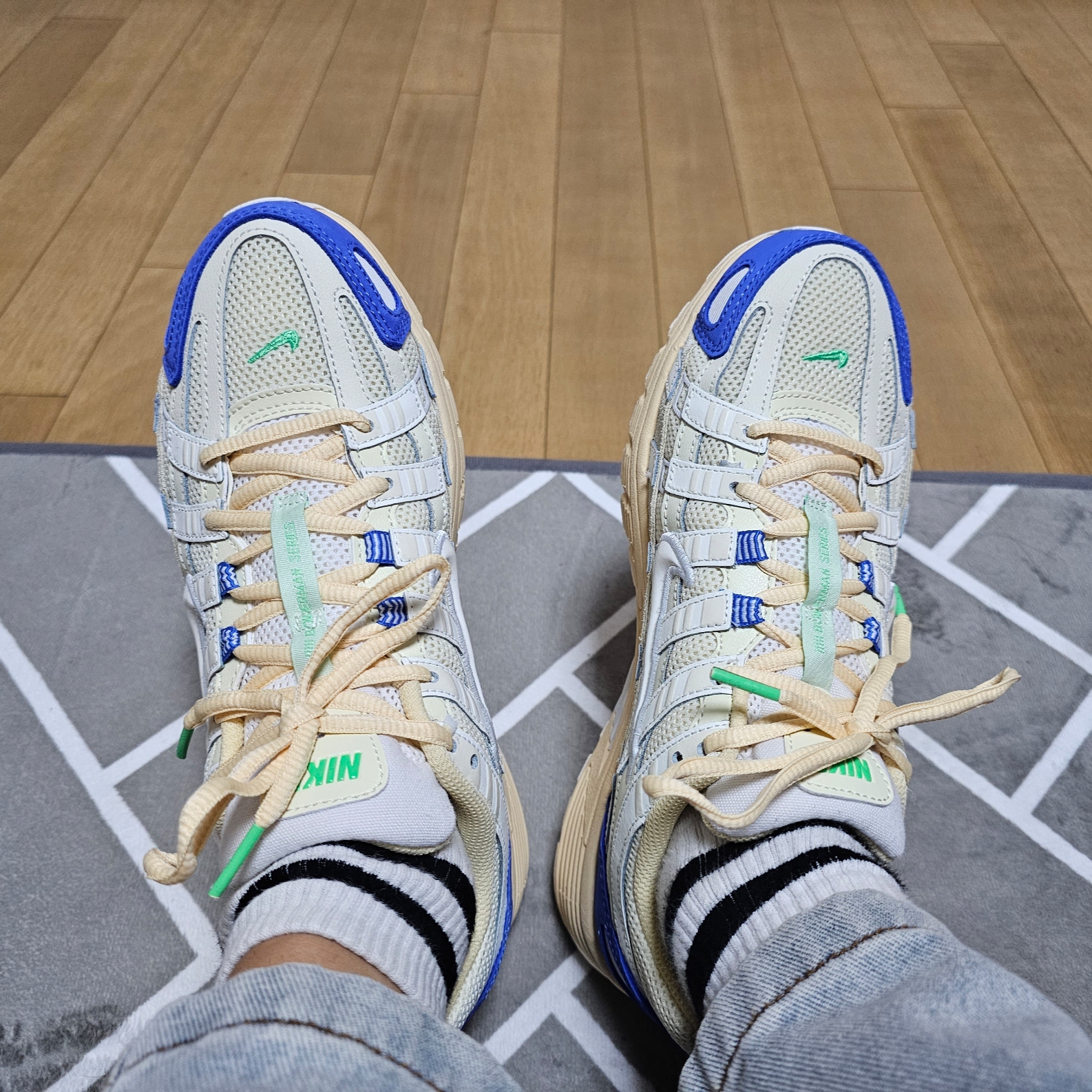 Nike P-6000 Coconut Milk Medium Blue ์ฐฉ์ฉ ์คํ์ผ - 4