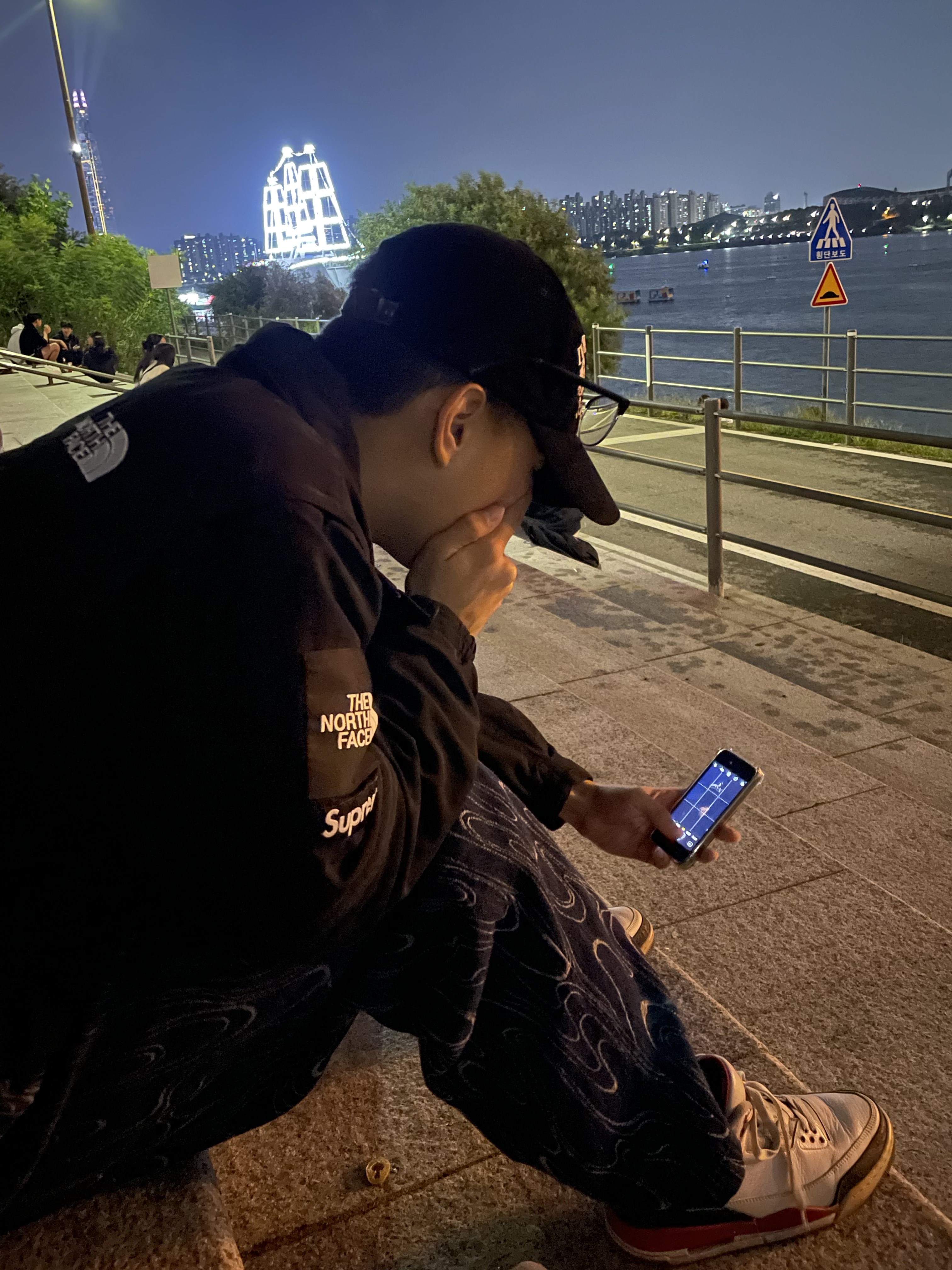 Supreme x The North Face Trekking Convertible Jacket Black - 22SS, Jordan 3 Retro Fire Red 2013 착용 스타일