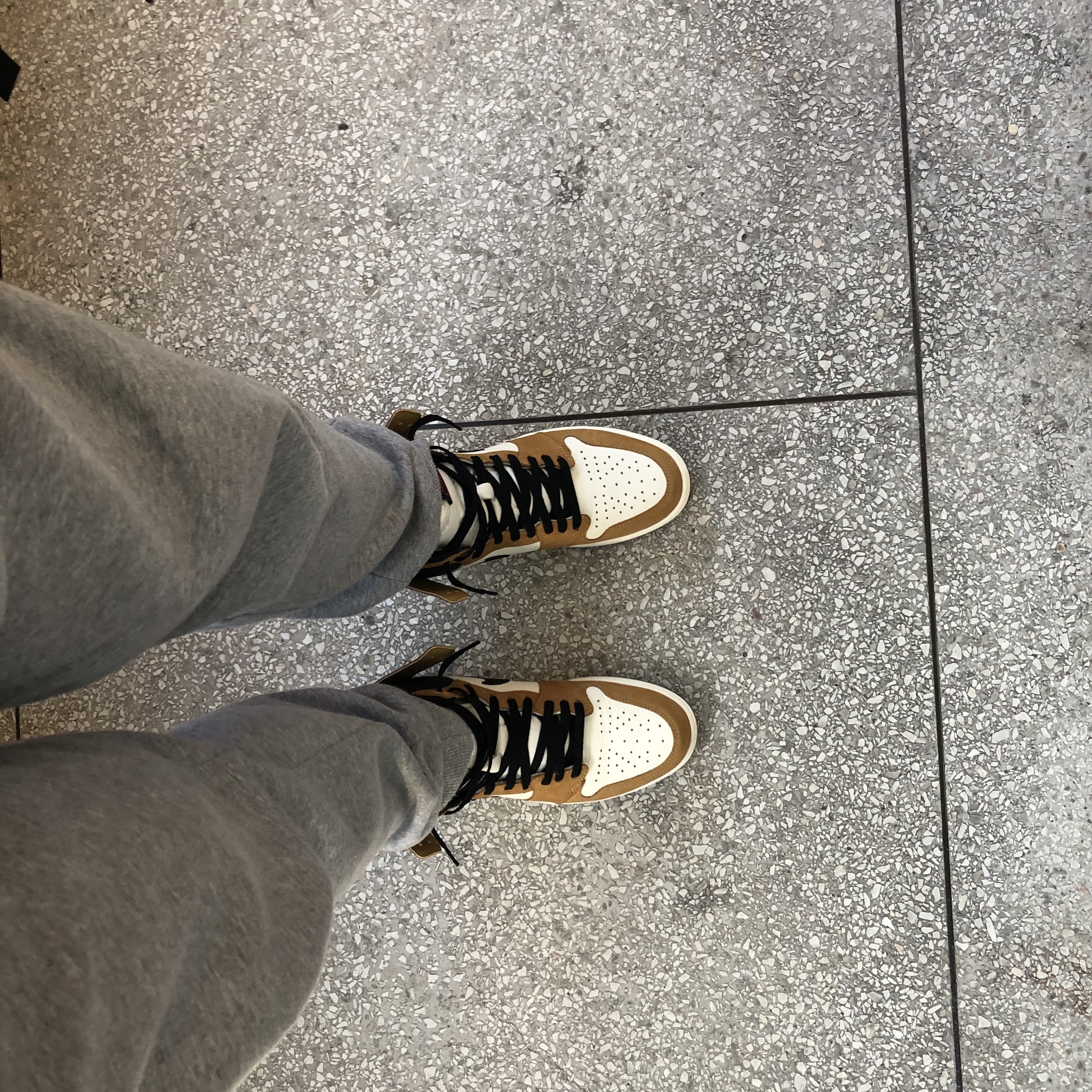 Jordan 1 Retro High Rookie of the Year 착용 스타일