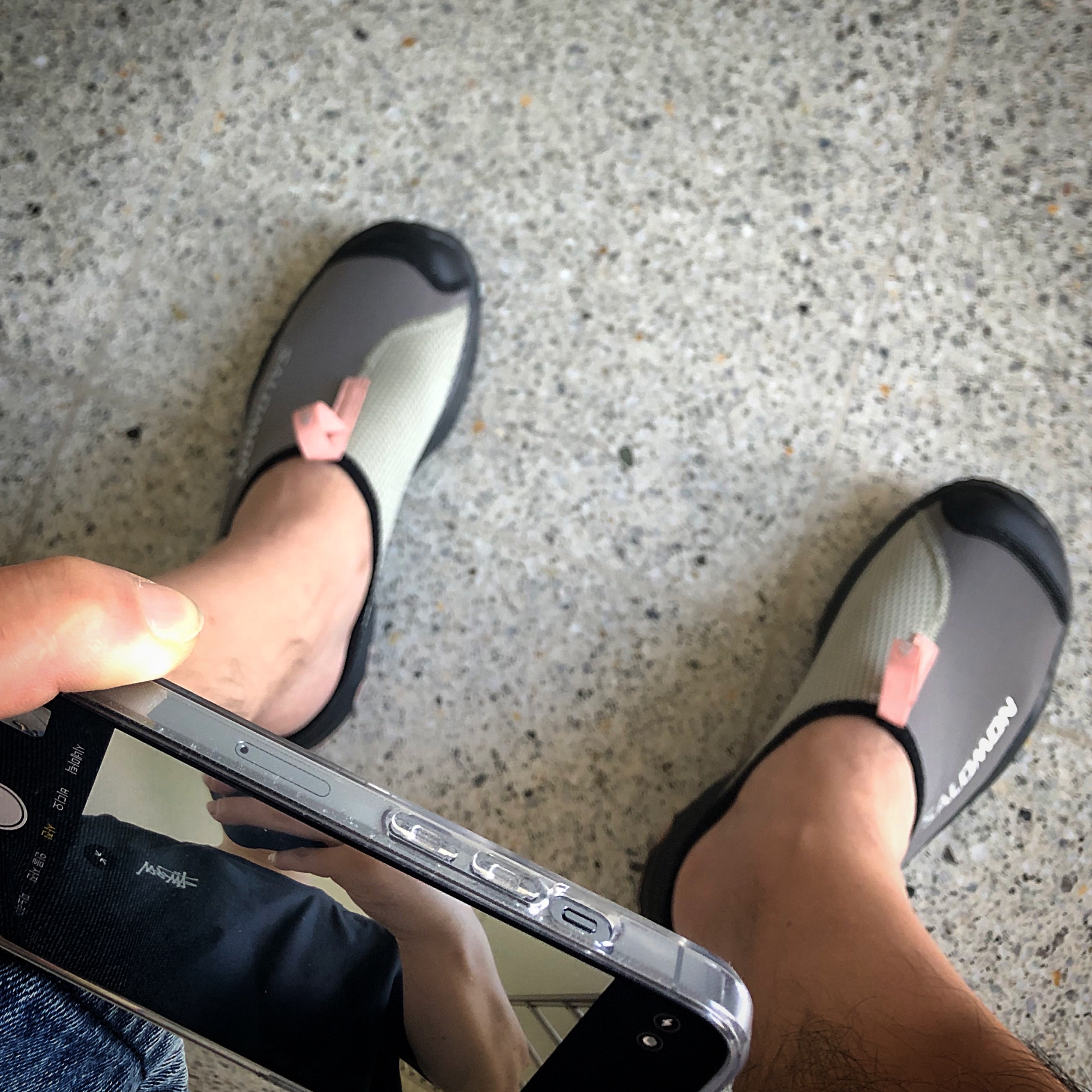 Salomon RX Slide 3.0 Pewter, Stussy Basic Stussy T-Shirt Black 2022 착용 스타일 - 1