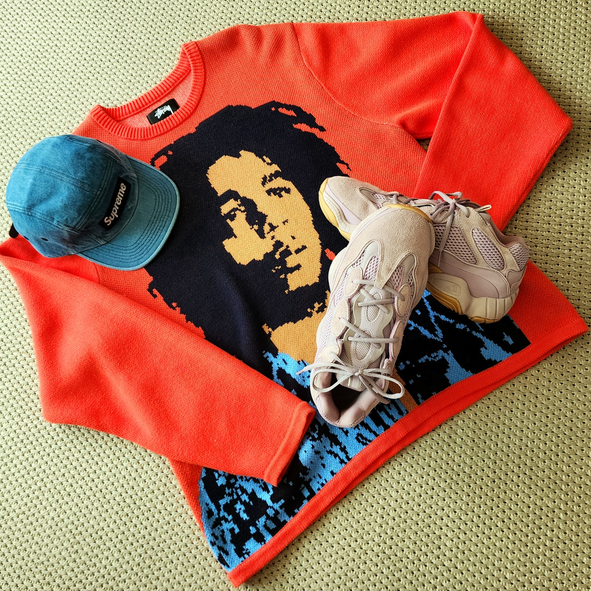Supreme Washed Chino Twill Camp Cap Denim - 23FW, Stussy Bob Marley Sweater Red 착용 스타일 - 1