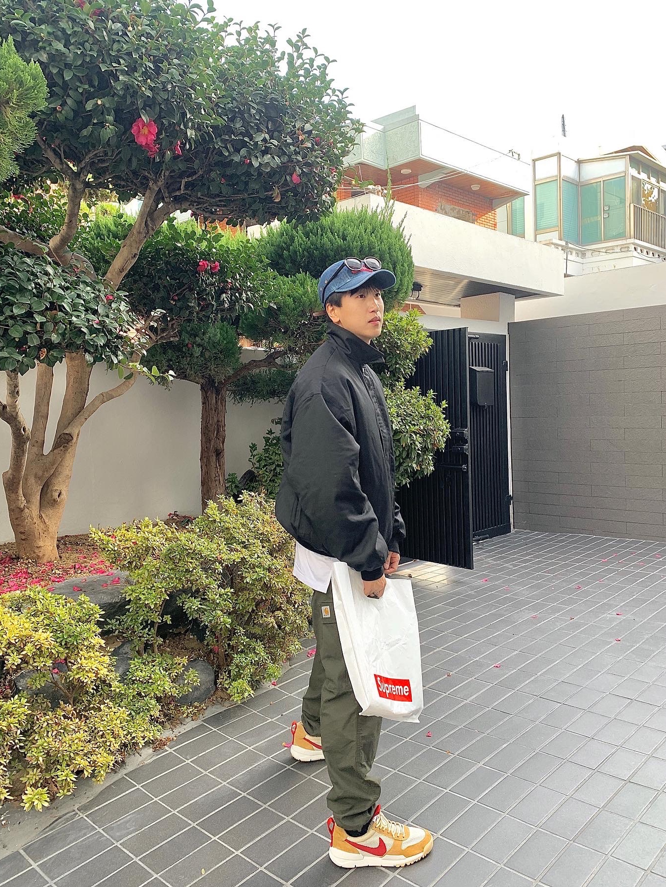 Supreme Washed Chino Twill Camp Cap Denim - 22FW, Nike x Tom Sachs Mars Yard Shoe 2.0 Space Camp 착용 스타일 - 2
