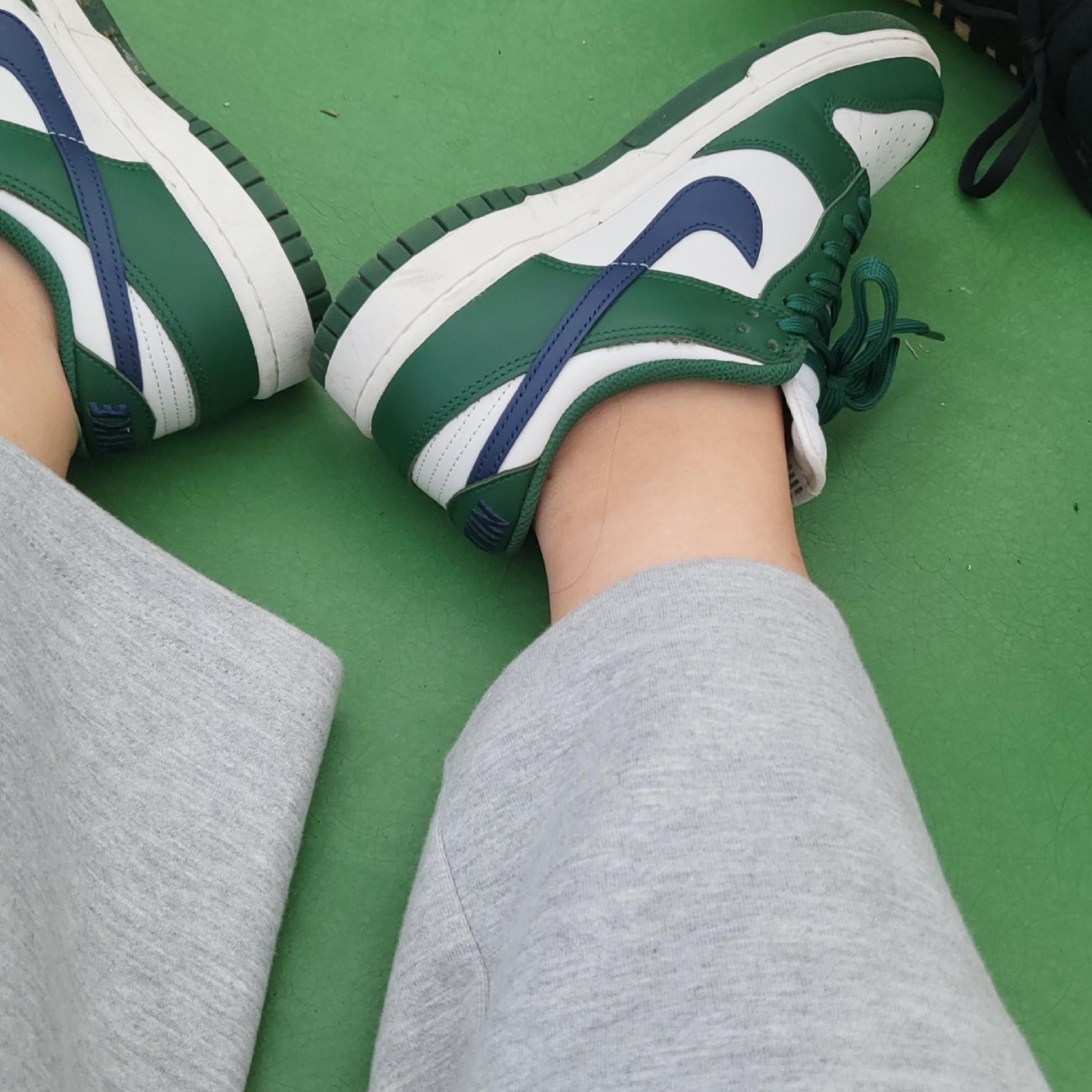(W) Nike Dunk Low Gorge Green 착용 스타일