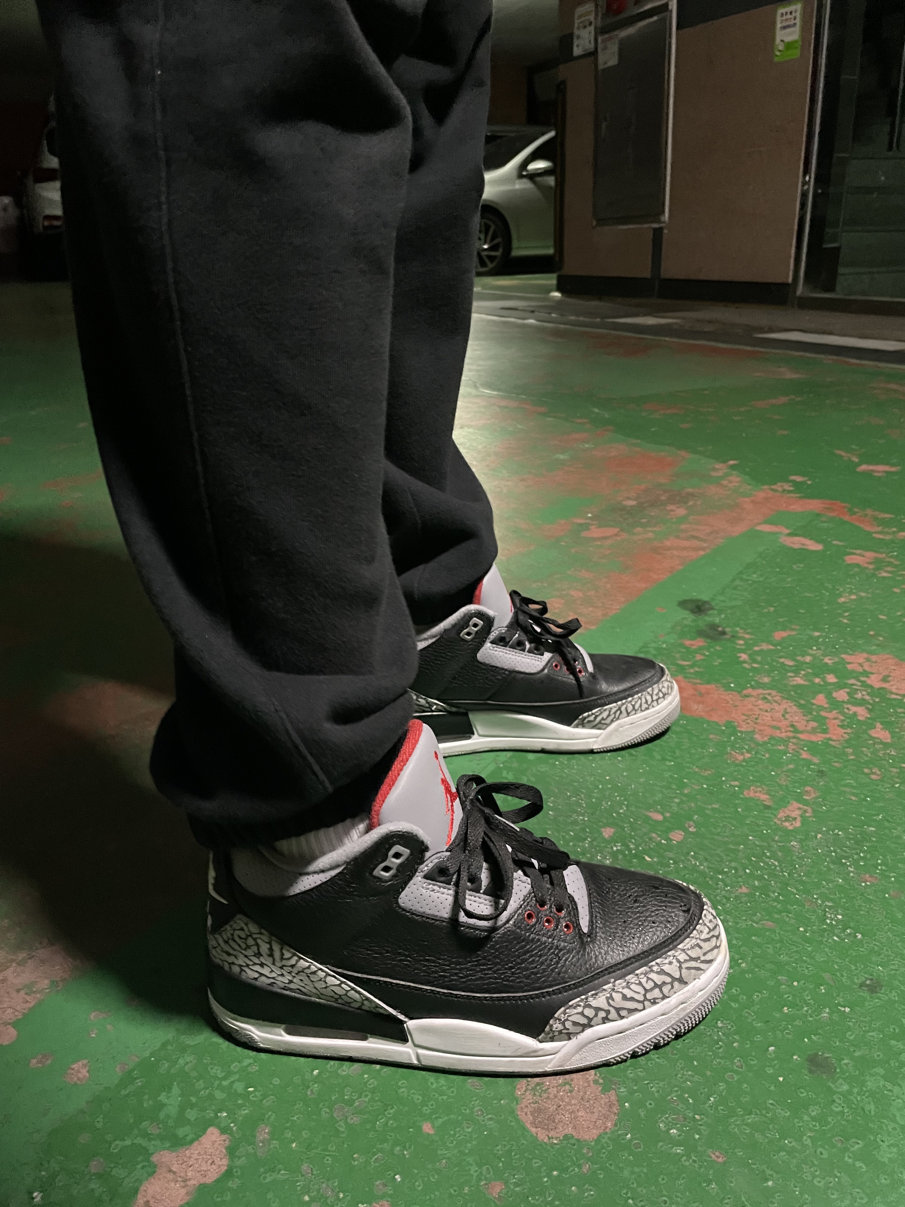 Jordan 3 Retro OG Black Cement 2018 착용 스타일 - 1