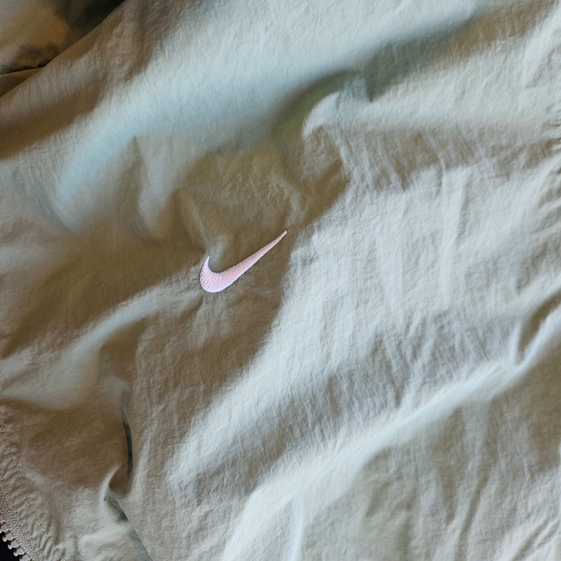 Nike NRG Solo Swoosh Woven Track Jacket Oil Green - Asia 착용 스타일
