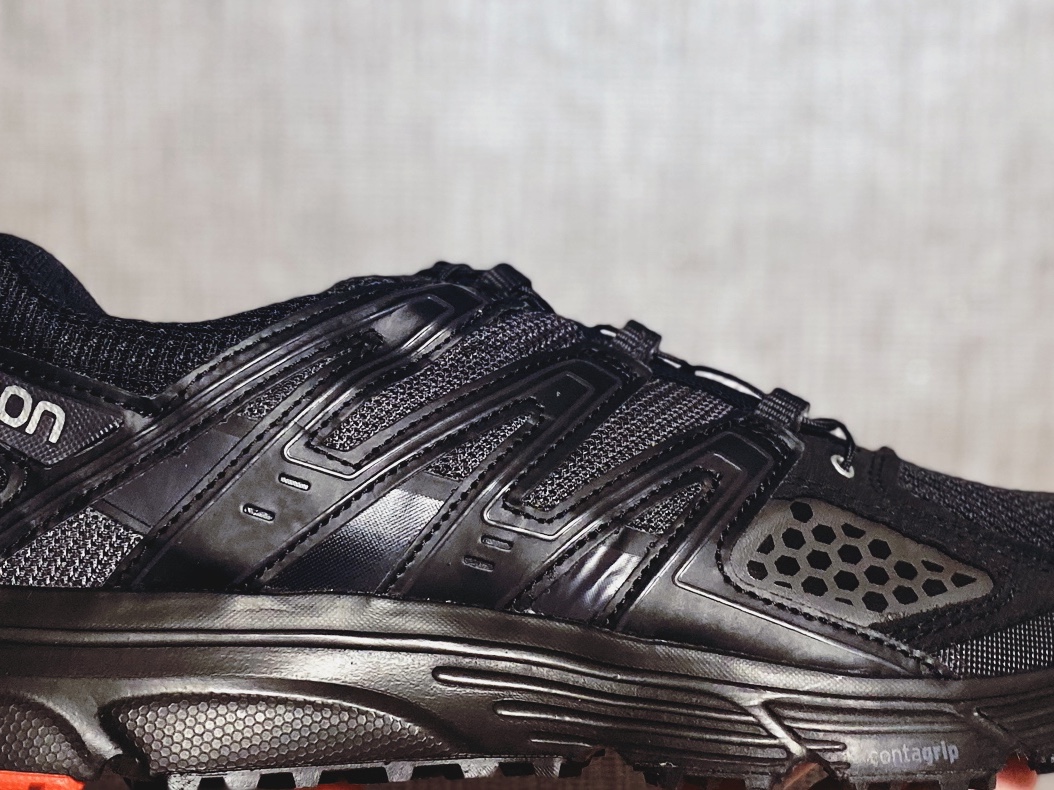 Salomon X-Mission 3 Black Racing Red 착용 스타일 - 1