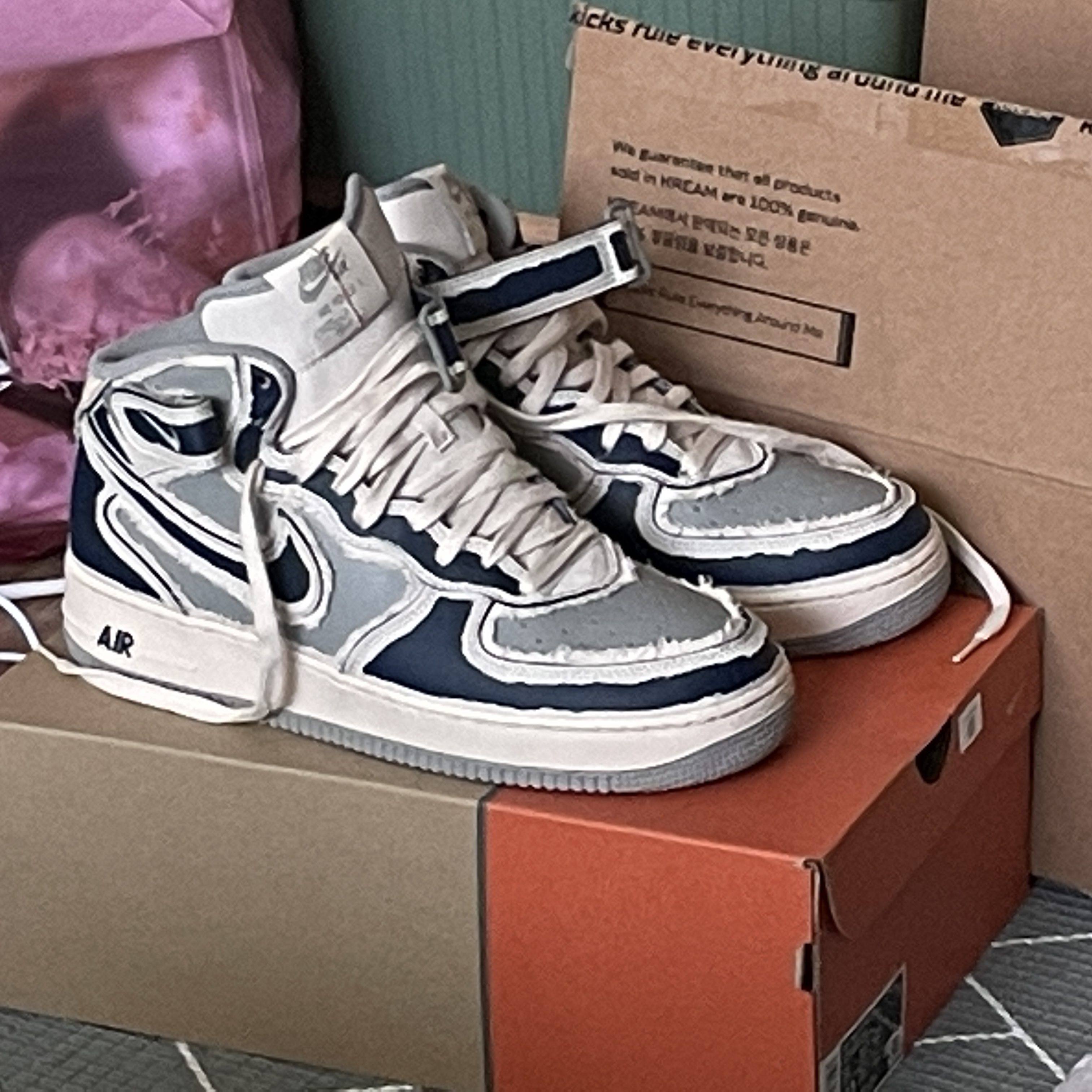 Nike Air Force 1 Mid '07 Pearl White 착용 스타일 - 2