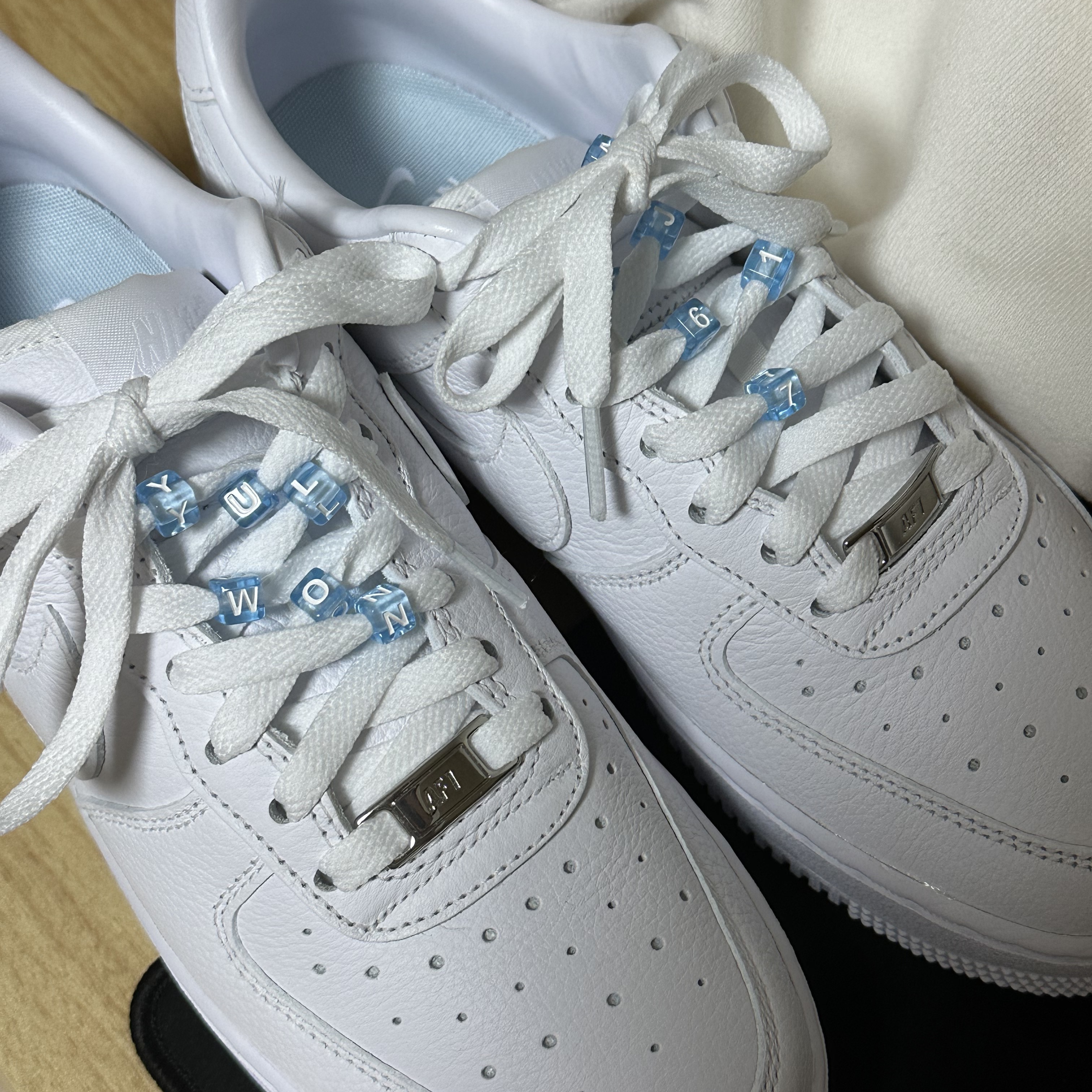 Nike x Drake Nocta Air Force 1 Low SP Certified Lover Boy White 착용 스타일 - 1