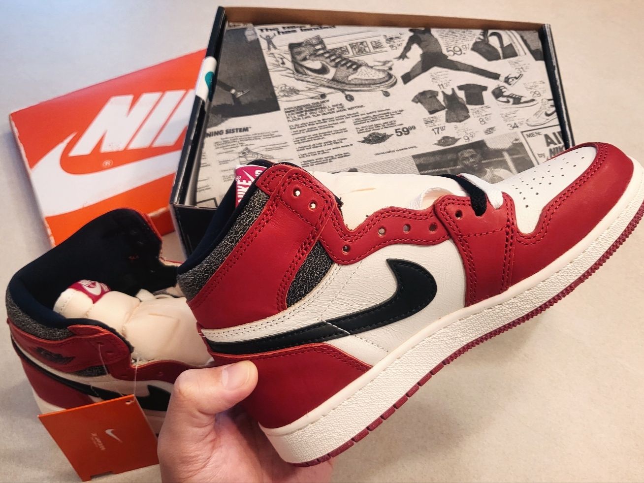 (GS) Jordan 1 Retro High OG Chicago 2022 착용 스타일 - 1
