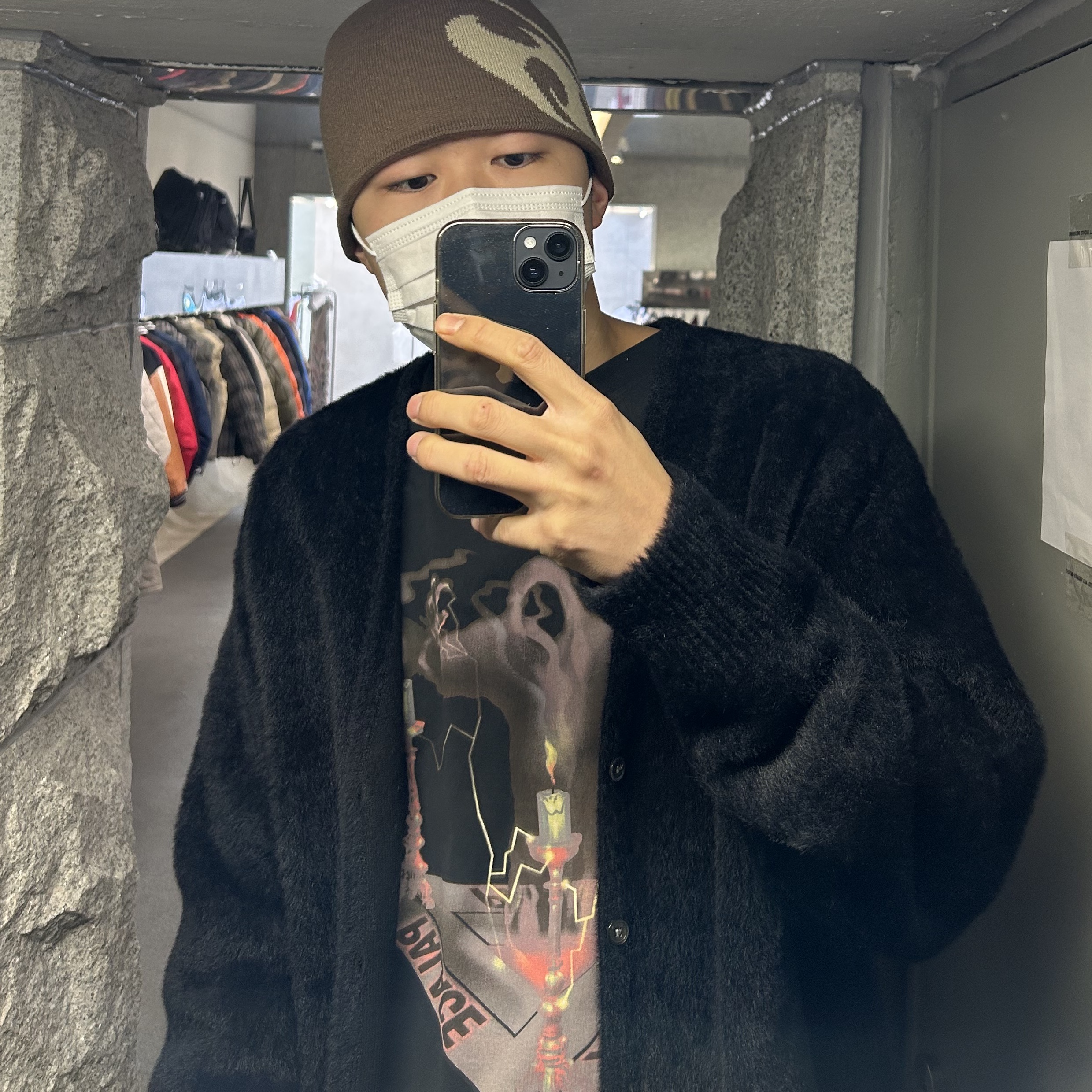 Sansan Gear Logo Beanie Brown - 22FW, Palace Spooked Long Sleeve Black - 19FW 착용 스타일