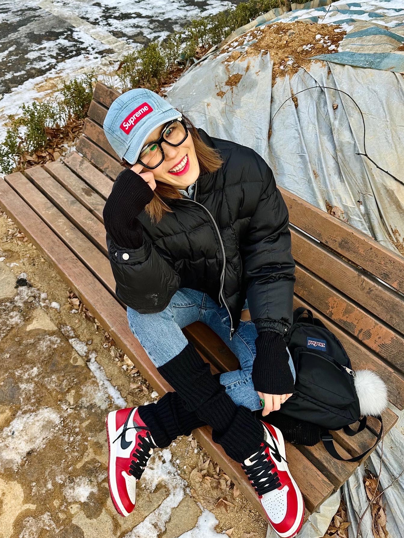 Jordan 1 Retro High OG Chicago 2022, Supreme Washed Chino Twill Camp Cap Denim - 21SS 착용 스타일 - 4