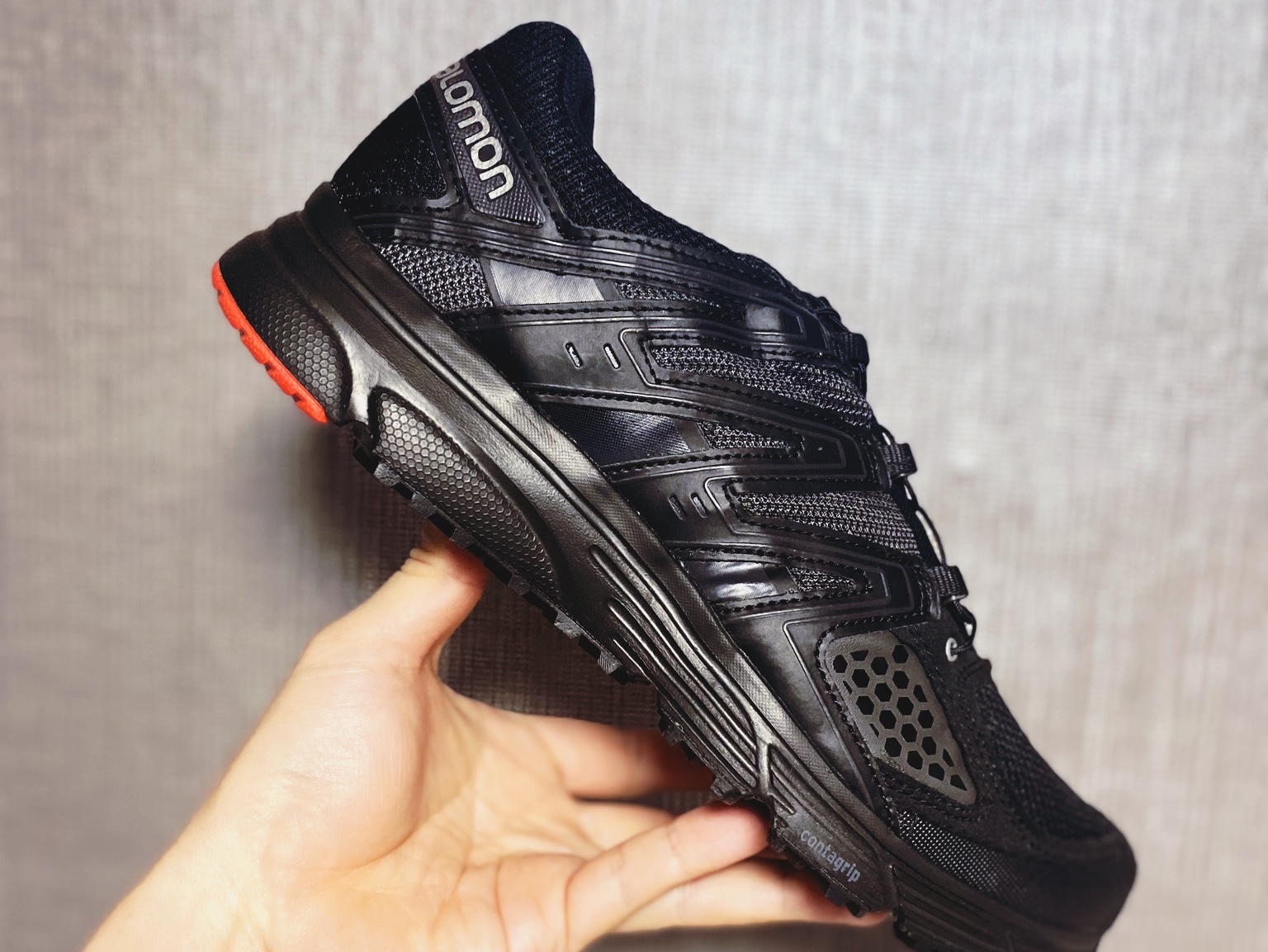 Salomon X-Mission 3 Black Racing Red 착용 스타일 - 2